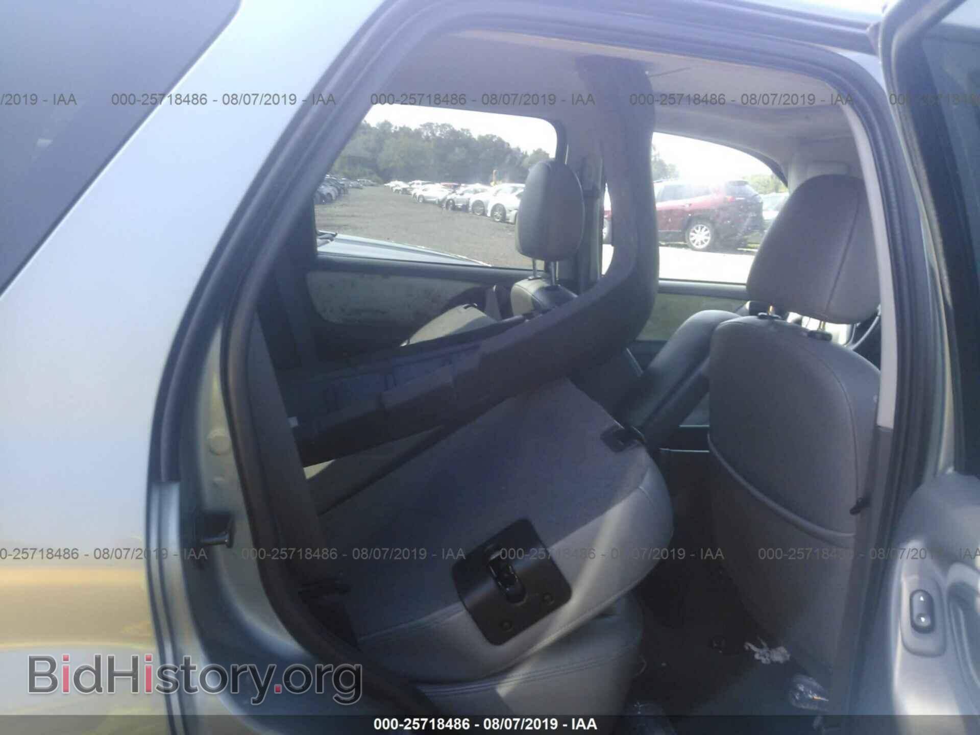 2005 FORD ESCAPE - VIN: 1FMCU93115KB28992 - Фото 8