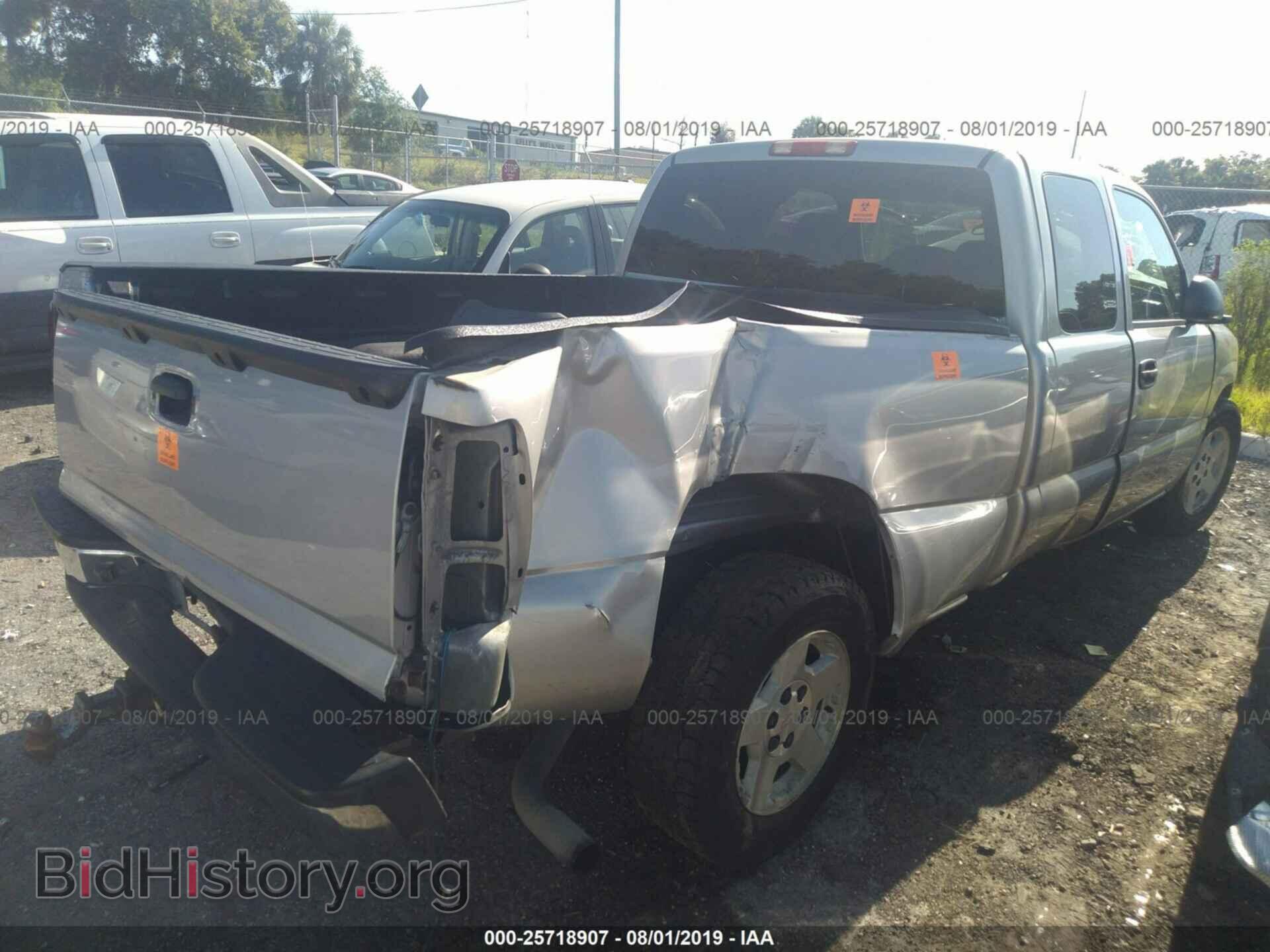 2006 CHEVROLET SILVERADO - VIN: 2GCEC19V461116011 - Фото 4