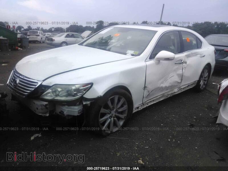 2011 Lexus LS (VIN JTHCL5EF3B5009794) — photo 2 of 10
