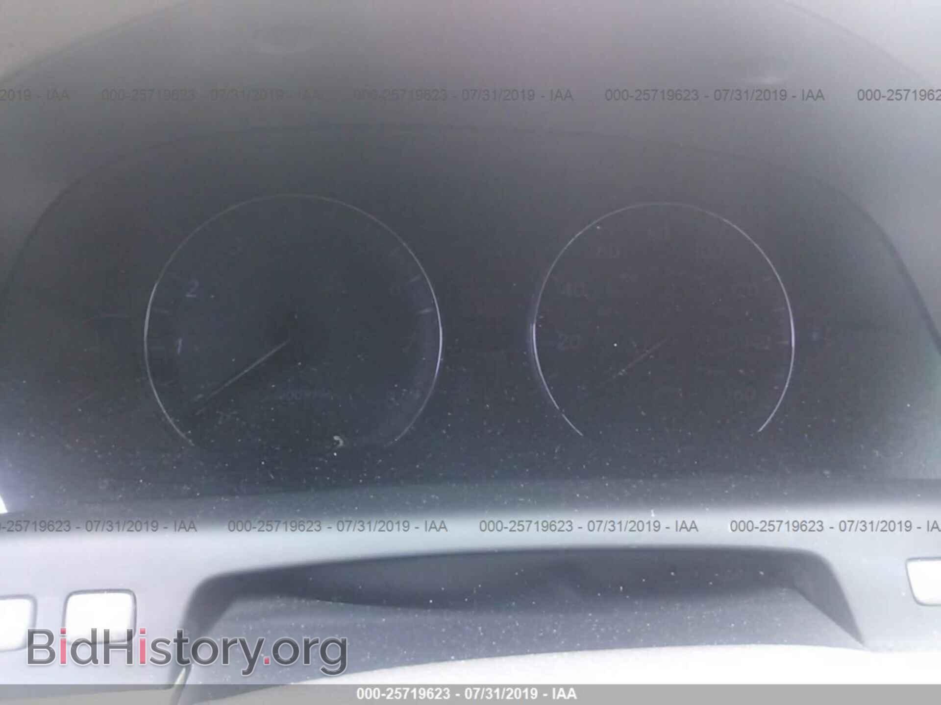 2011 LEXUS LS - VIN: JTHCL5EF3B5009794 - Фото 7