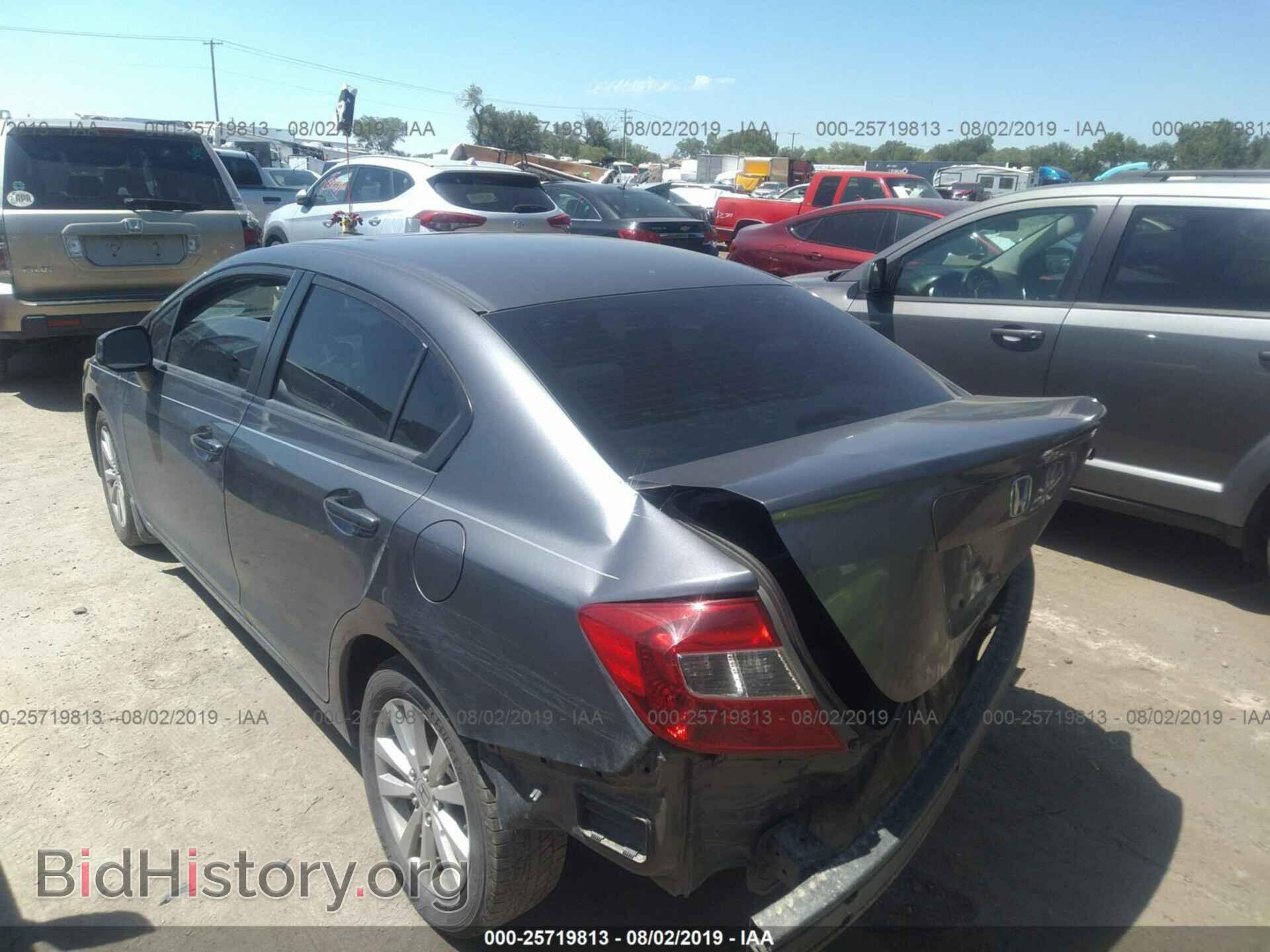 2012 HONDA CIVIC - VIN: 2HGFB2F8XCH587869 - Фото 3