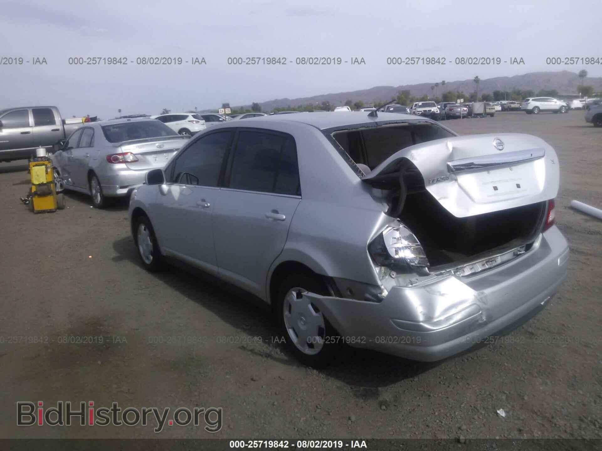 2007 NISSAN VERSA - VIN: 3N1BC11E07L426576 - Фото 3