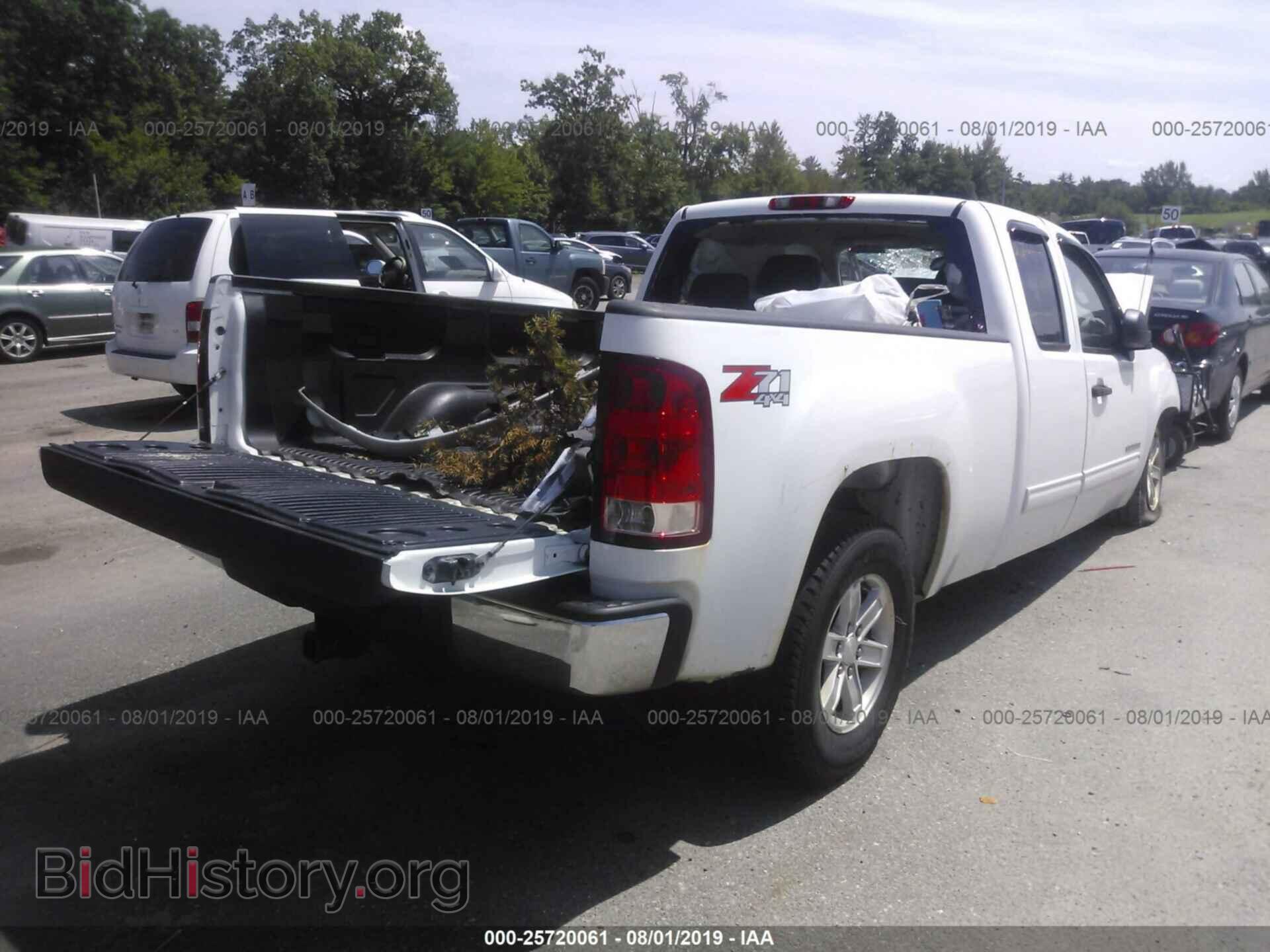 2011 GMC SIERRA - VIN: 1GTR2VE33BZ163533 - Фото 4