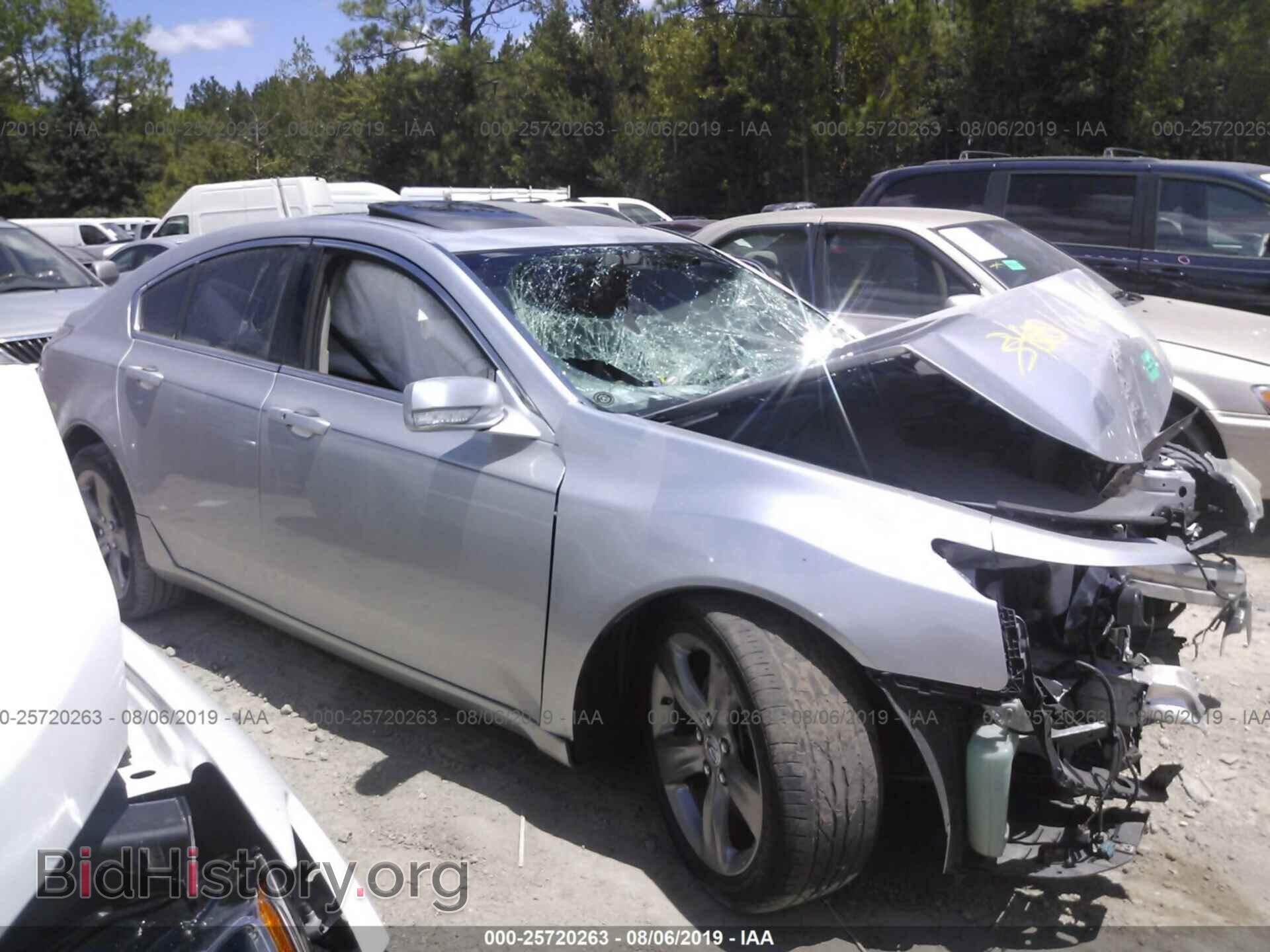 Фотография 19UUA8F73CA031910 - ACURA TL 2012