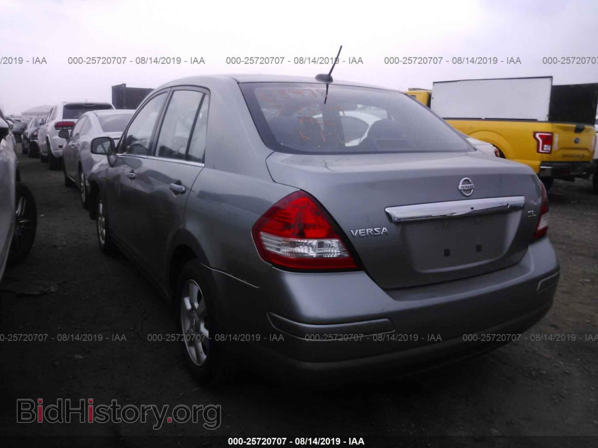 2008 NISSAN VERSA - VIN: 3N1BC11E18L359472 - Фото 3