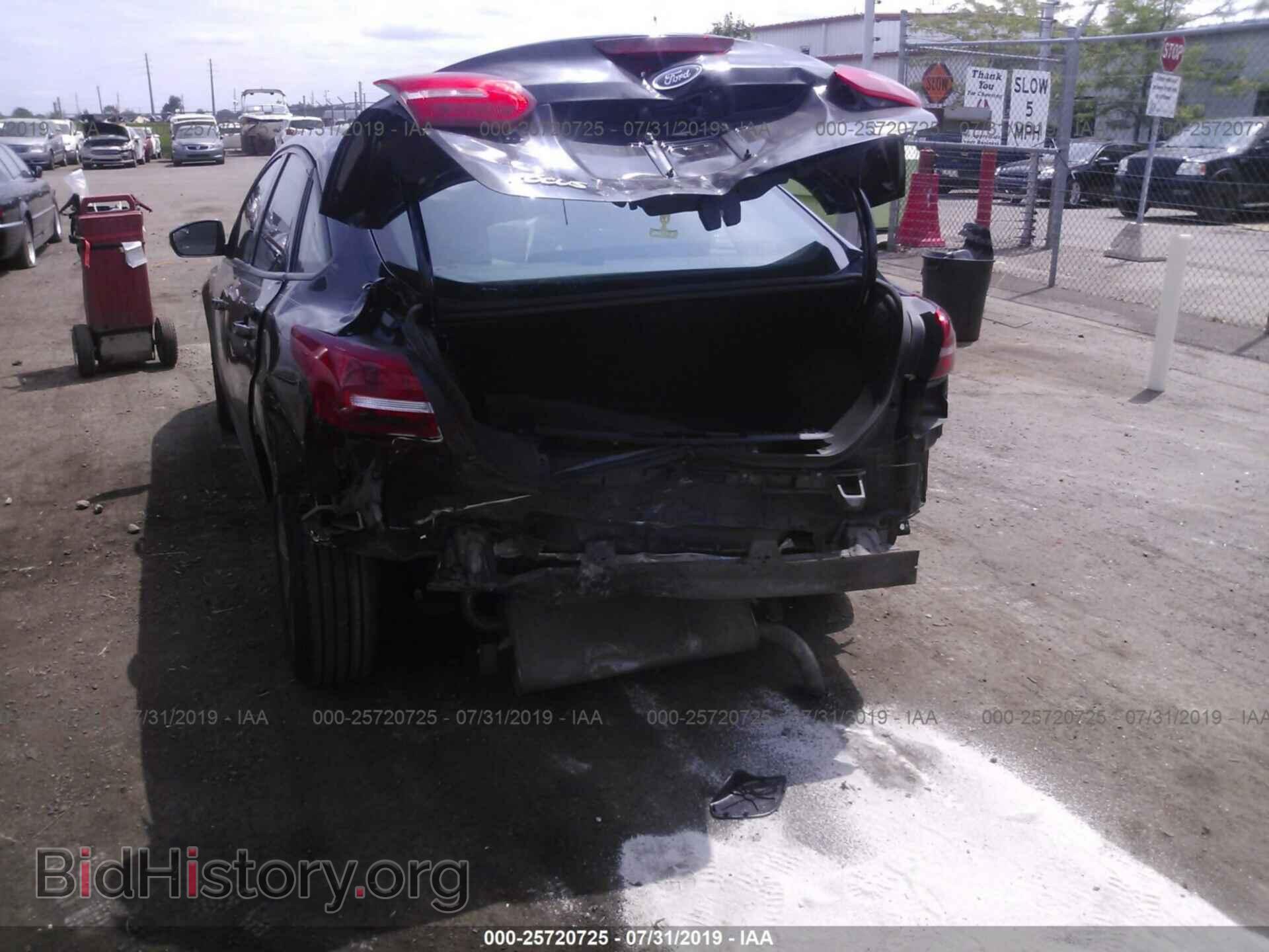 2017 FORD FOCUS - VIN: 1FADP3FE4HL327924 - Фото 6