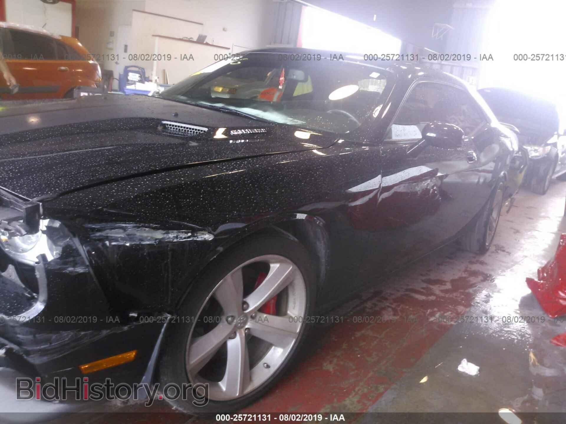 2010 DODGE CHALLENGER - VIN: 2B3CJ7DW8AH219093 - Photo 2