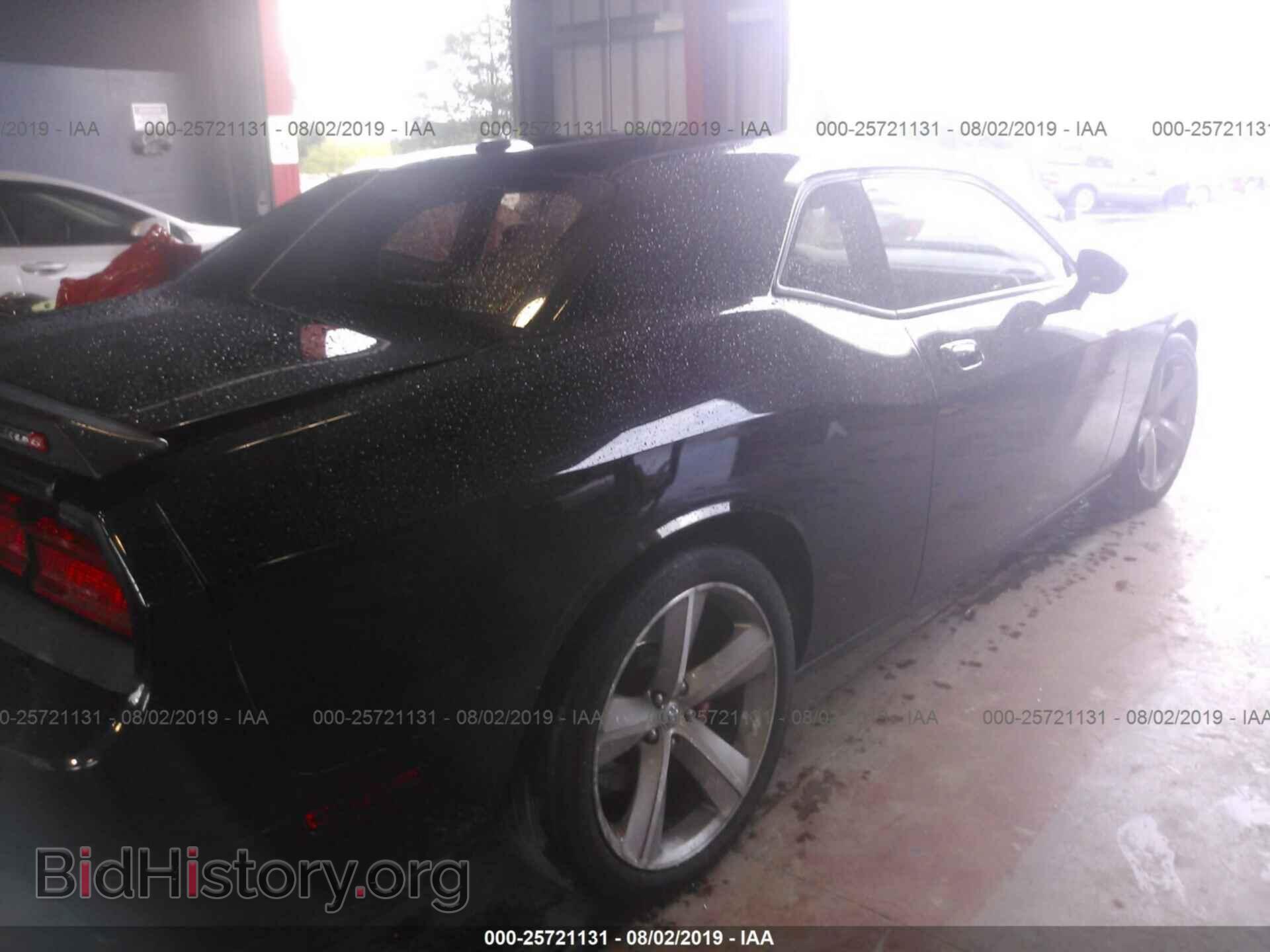 2010 DODGE CHALLENGER - VIN: 2B3CJ7DW8AH219093 - Photo 4