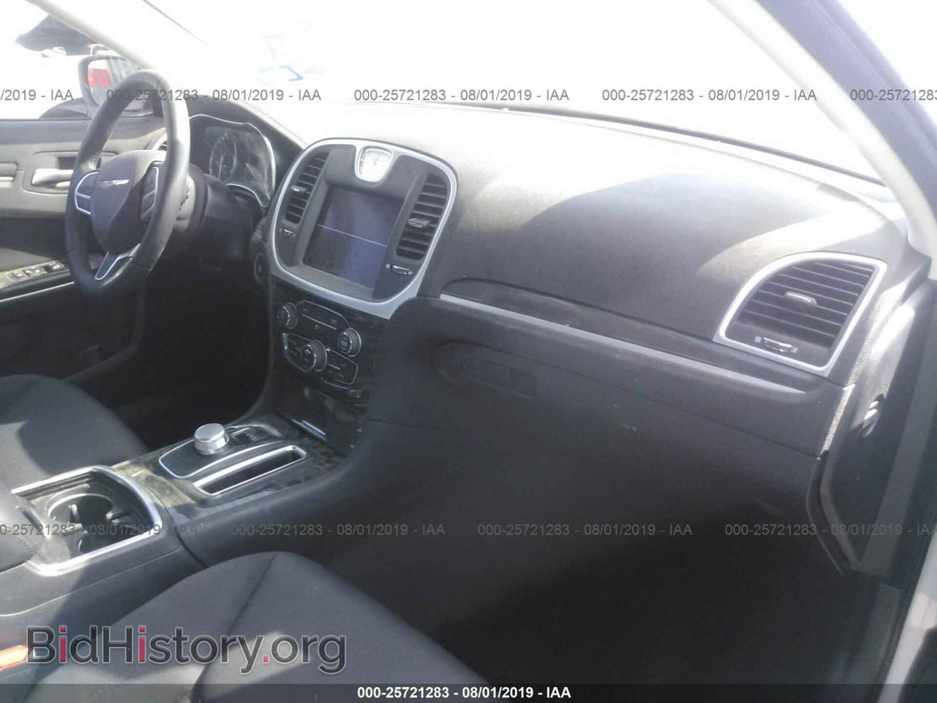 2018 CHRYSLER 300 - VIN: 2C3CCAAG7JH320293 - Фото 5