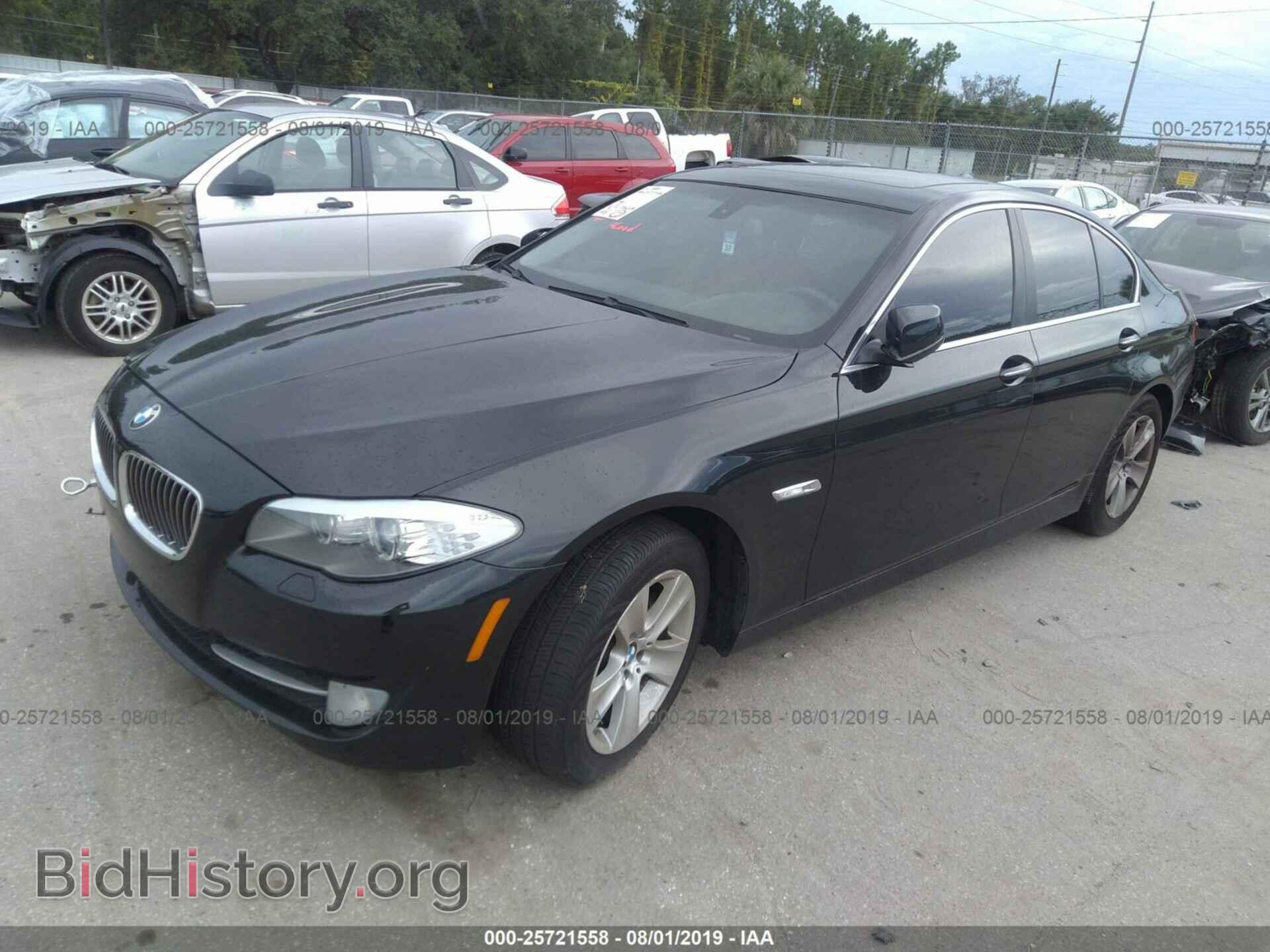 2013 BMW 528 - VIN: WBAXG5C56DDY37975 - Фото 2