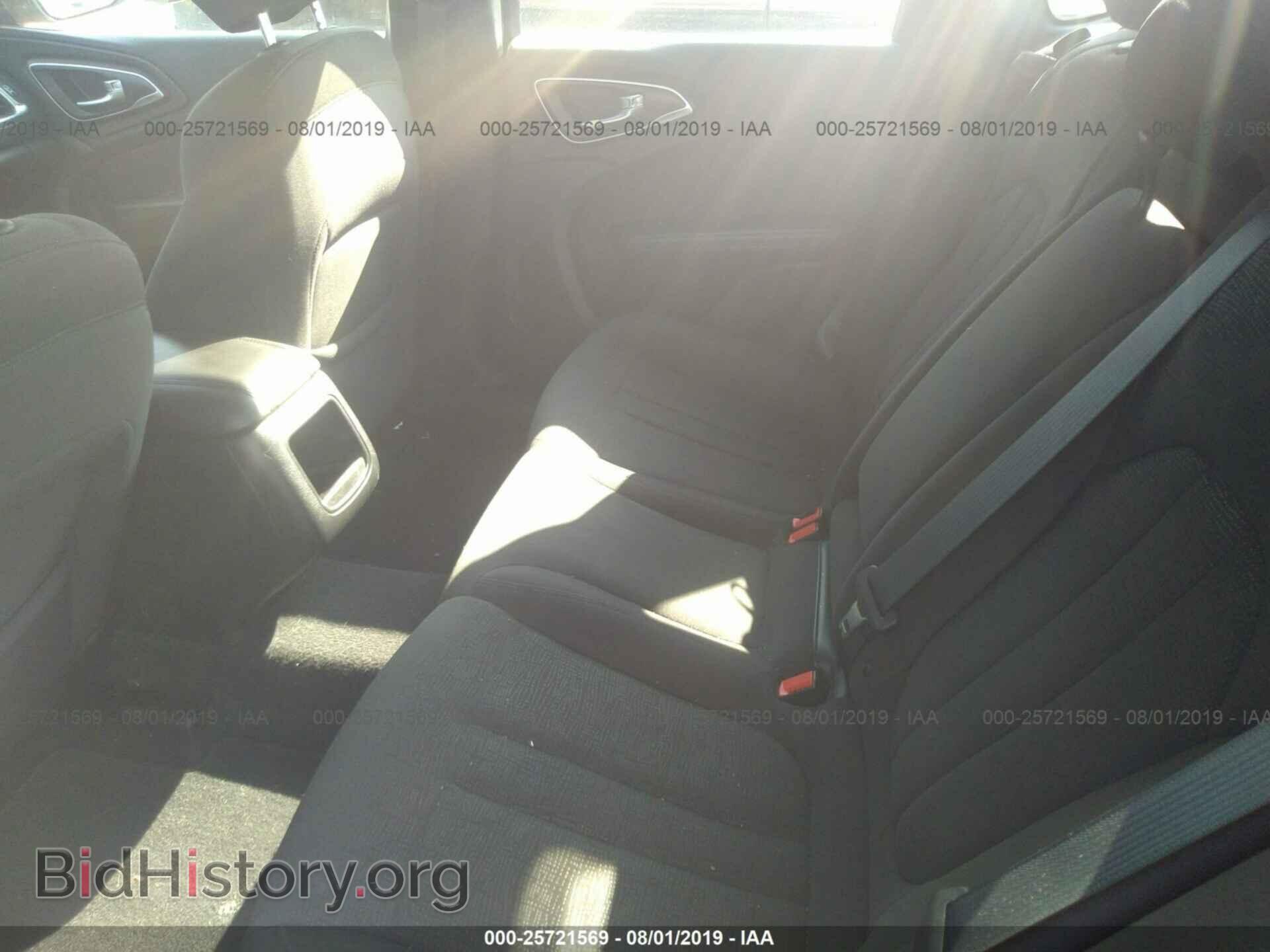 2015 CHRYSLER 200 - VIN: 1C3CCCAB7FN754521 - Photo 8