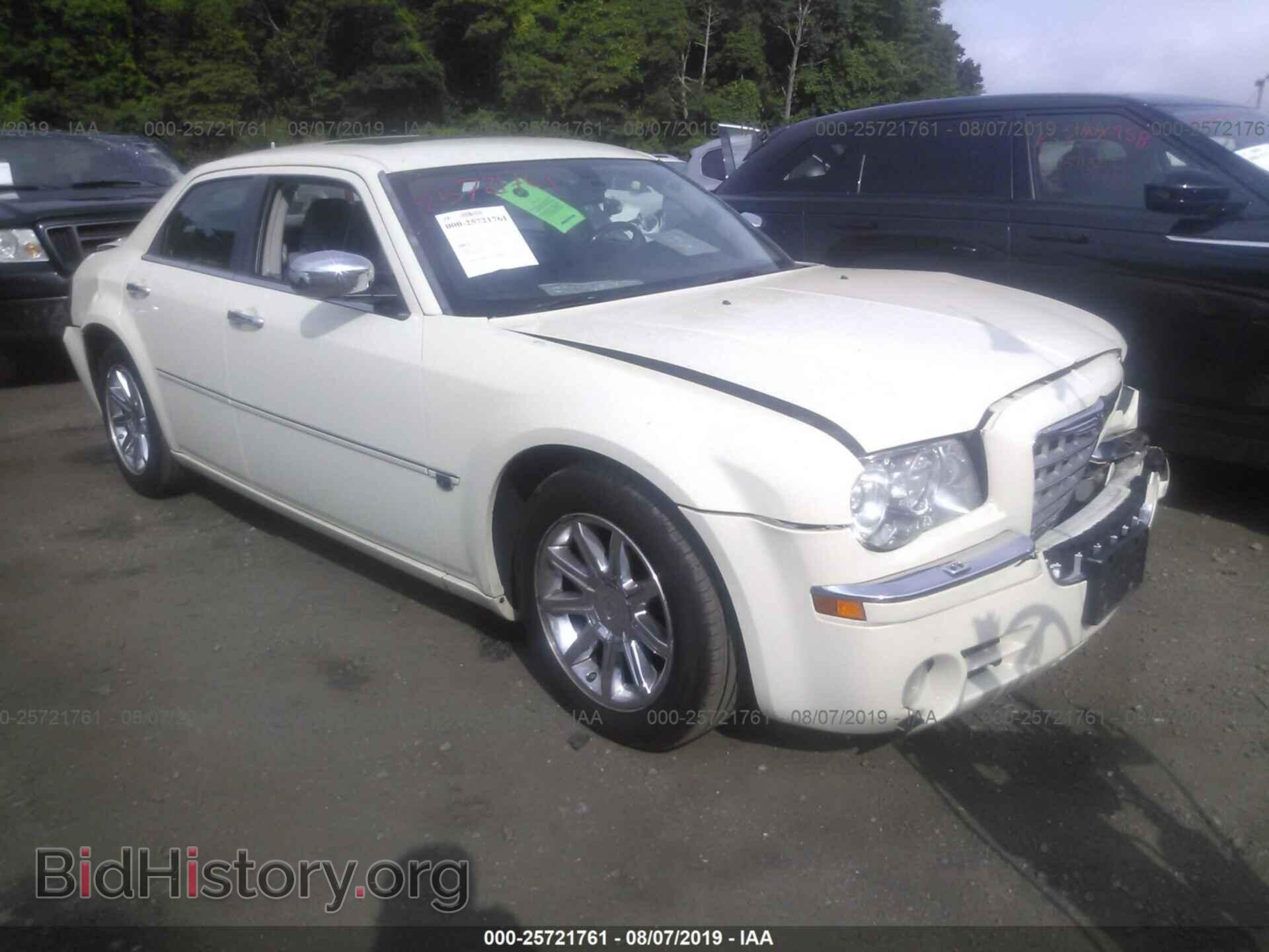 Photo 2C3KA63H26H291667 - CHRYSLER 300C 2006
