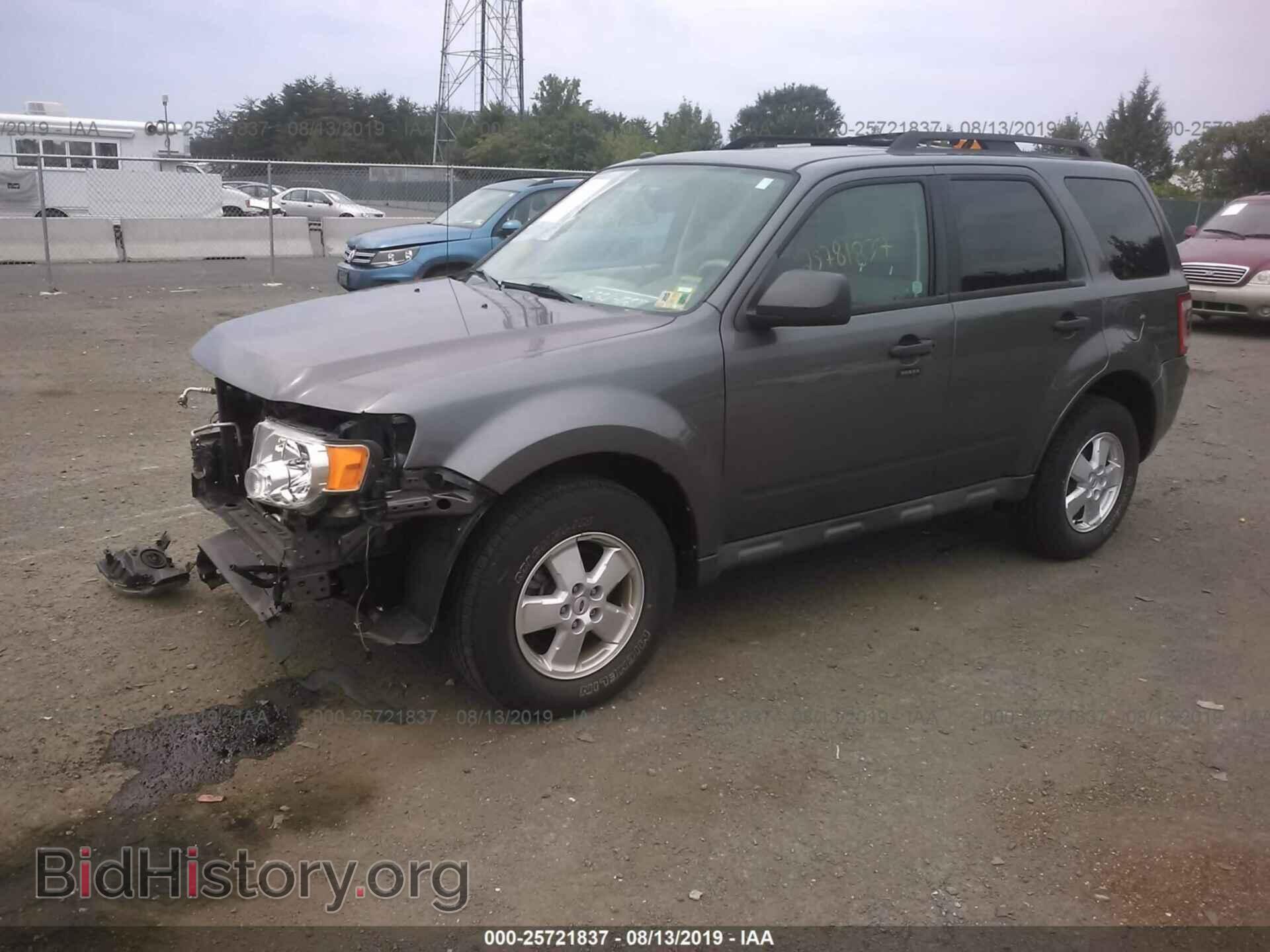 2011 FORD ESCAPE - VIN: 1FMCU9DG4BKC21990 - Photo 2