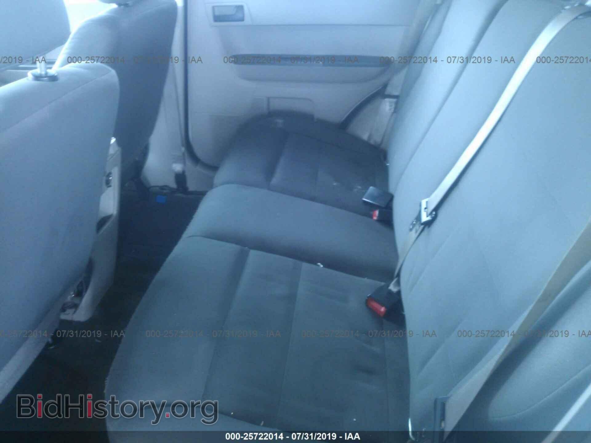 2011 FORD ESCAPE - VIN: 1FMCU0C73BKC63841 - Photo 8