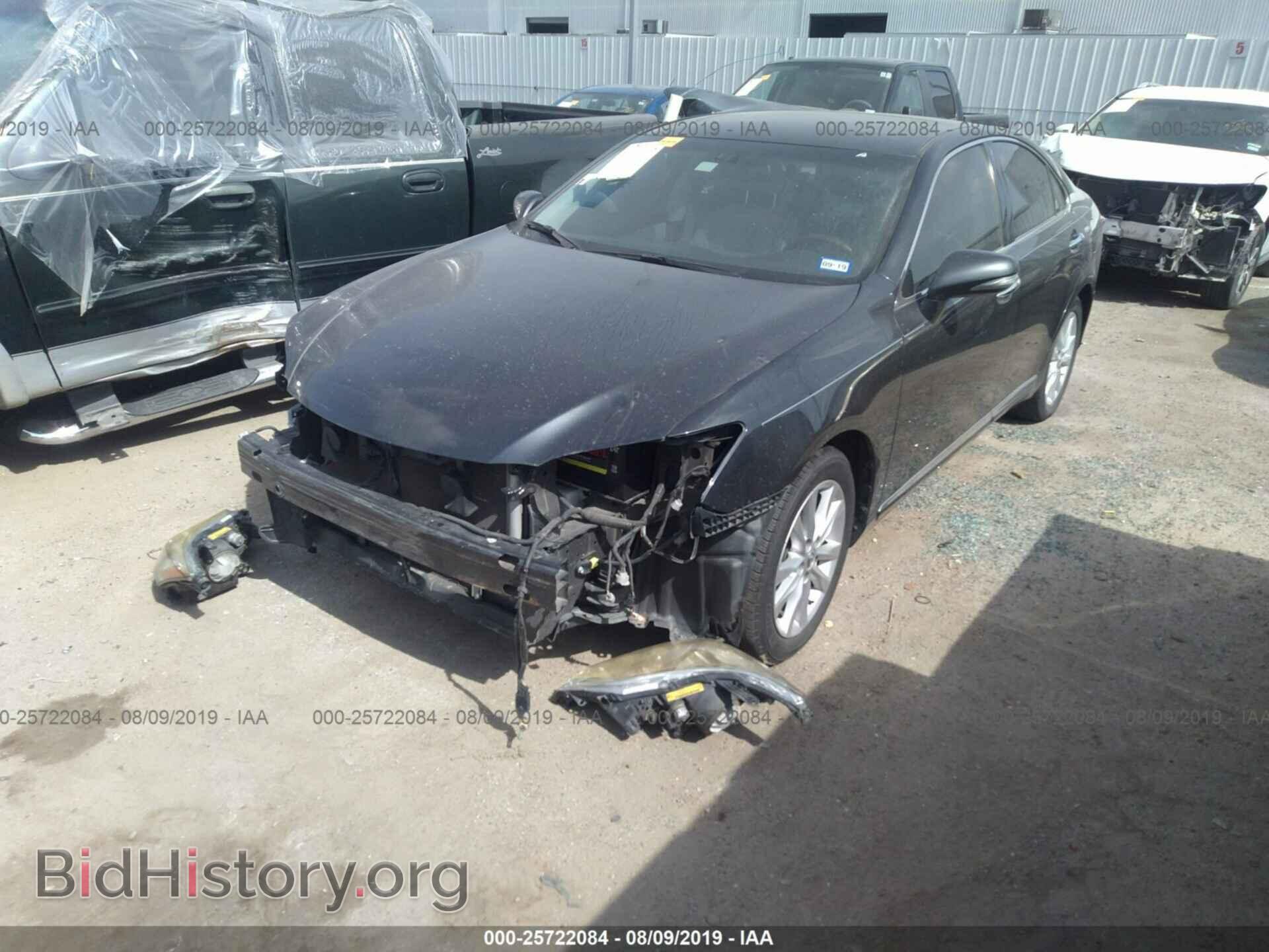 2011 LEXUS ES - VIN: JTHBK1EG0B2425562 - Фото 2