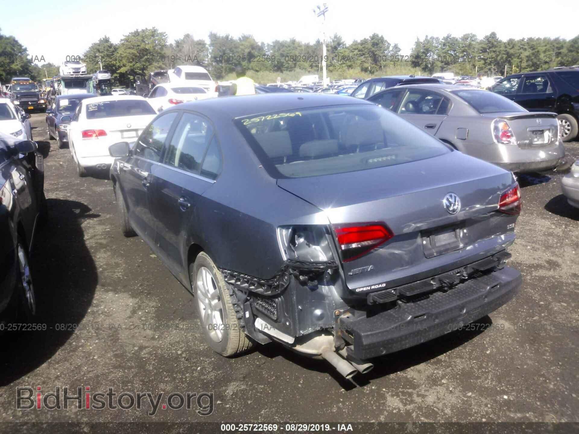 2017 VOLKSWAGEN JETTA - VIN: 3VW2B7AJ9HM205146 - Фото 3