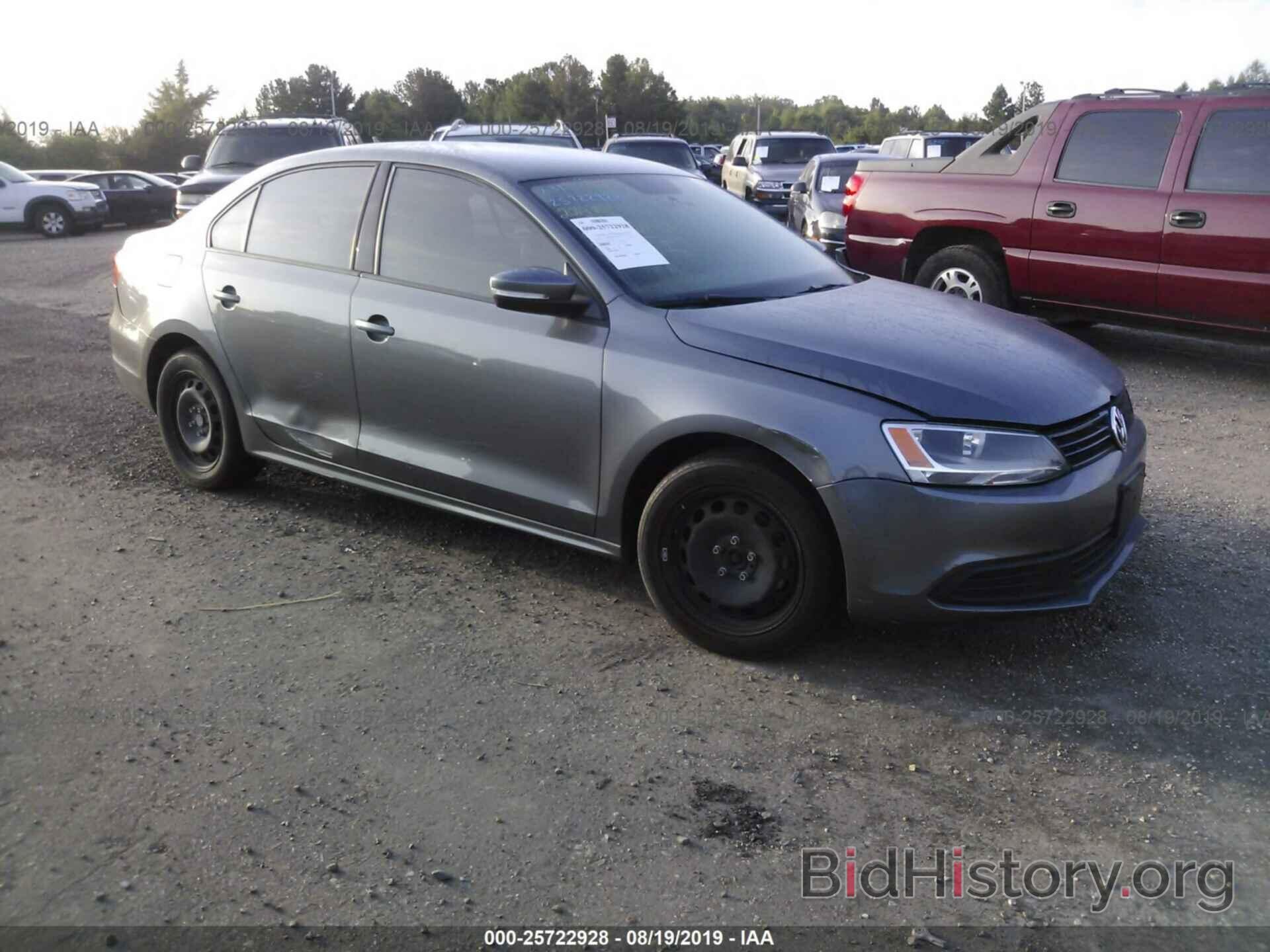 Photo 3VWD17AJ1EM263257 - VOLKSWAGEN JETTA 2014