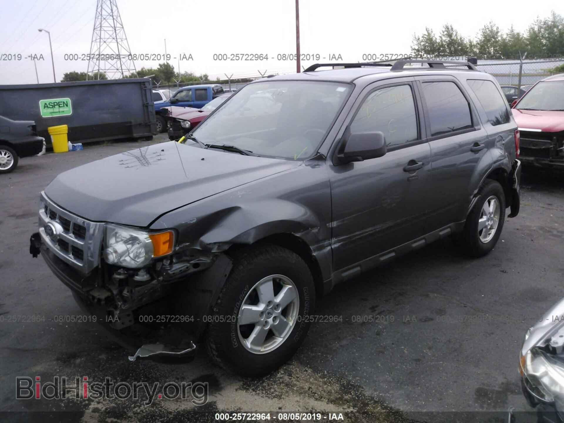 2011 FORD ESCAPE - VIN: 1FMCU9DG3BKA97095 - Photo 2