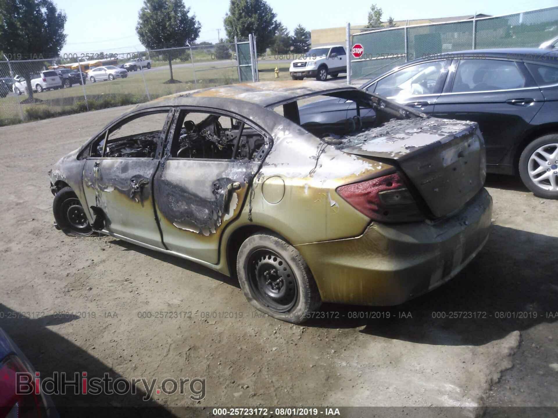 2012 HONDA CIVIC - VIN: 2HGFB2F55CH588627 - Фото 3