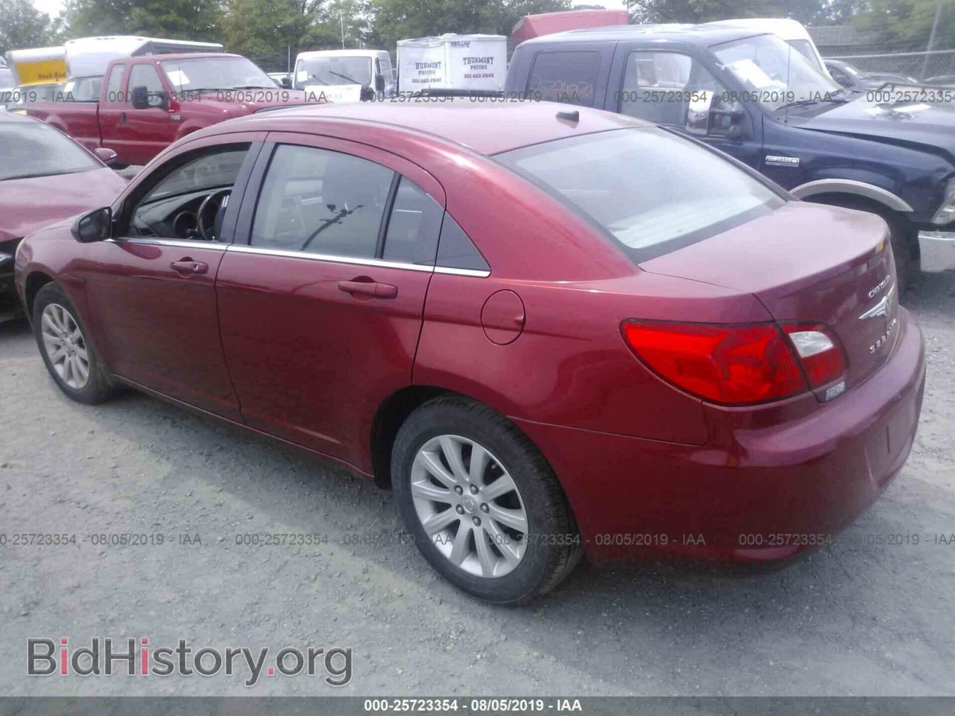 2010 CHRYSLER SEBRING - VIN: 1C3CC5FB5AN109489 - Фото 3