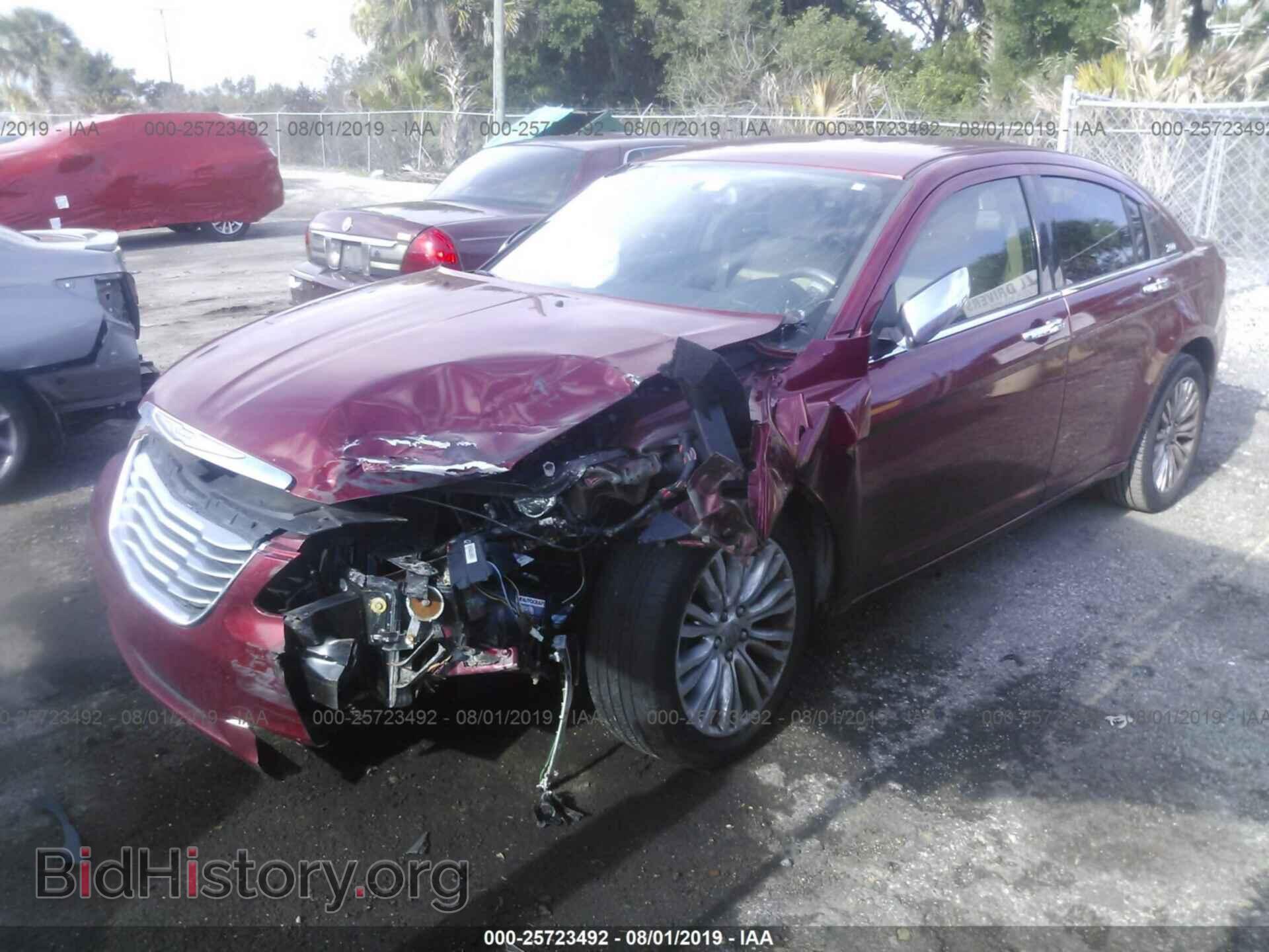 2012 CHRYSLER 200 - VIN: 1C3CCBCB9CN230189 - Фото 2