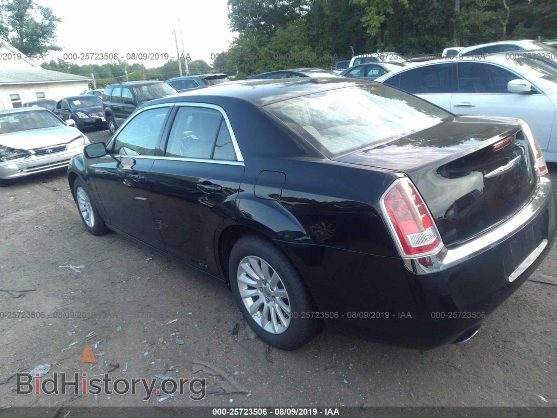 2012 CHRYSLER 300 - VIN: 2C3CCAAG3CH237947 - Фото 3