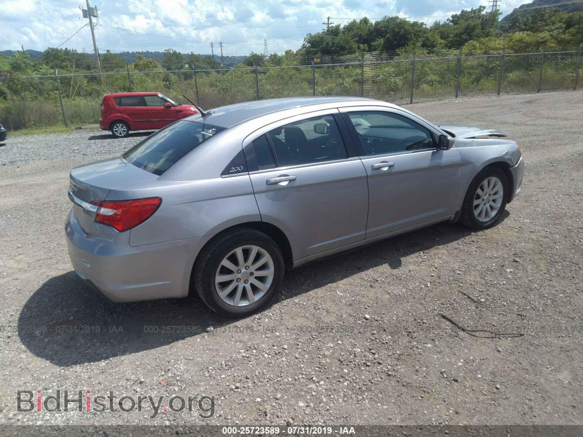 2013 CHRYSLER 200 - VIN: 1C3CCBBB5DN693658 - Photo 4