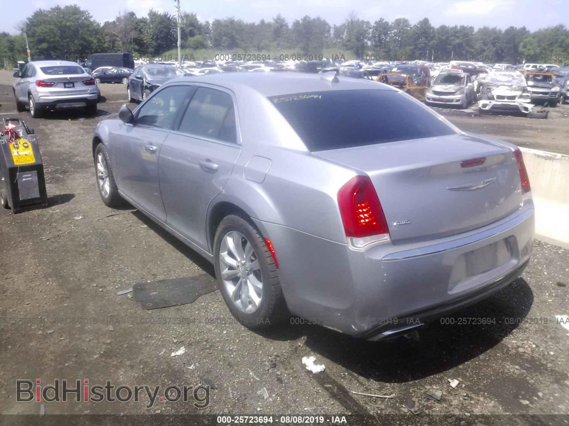 2015 CHRYSLER 300 - VIN: 2C3CCARG7FH808431 - Фото 3