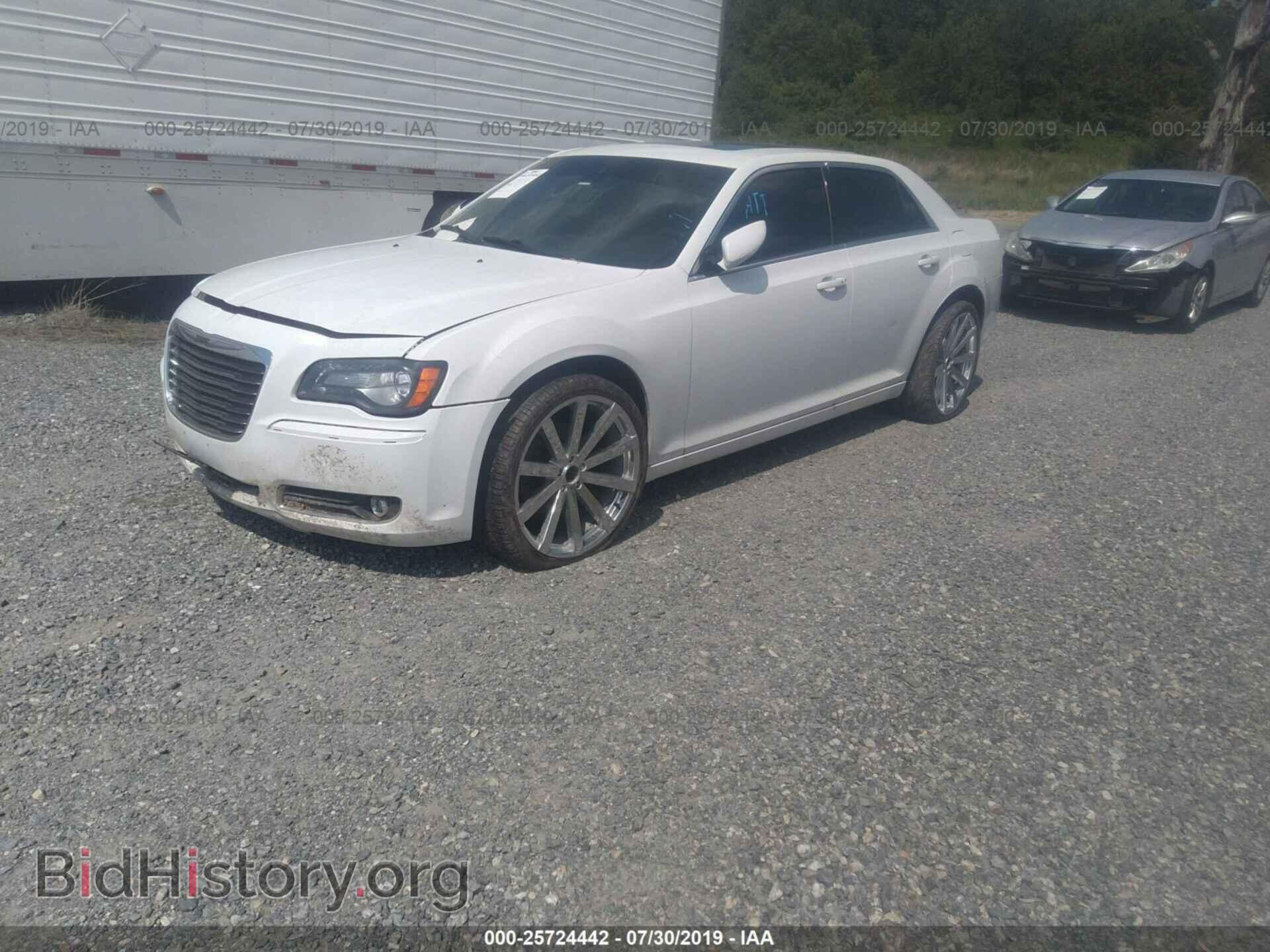 2012 CHRYSLER 300 - VIN: 2C3CCAGG6CH133184 - Фото 2