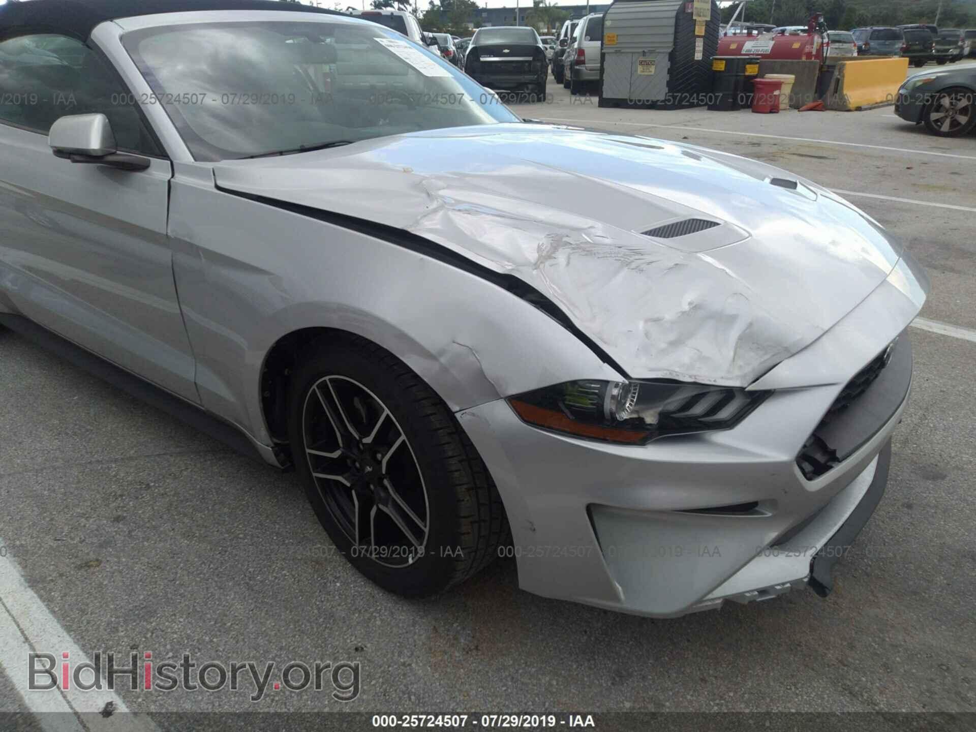 2018 FORD MUSTANG - VIN: 1FATP8UH0J5142608 - Фото 6
