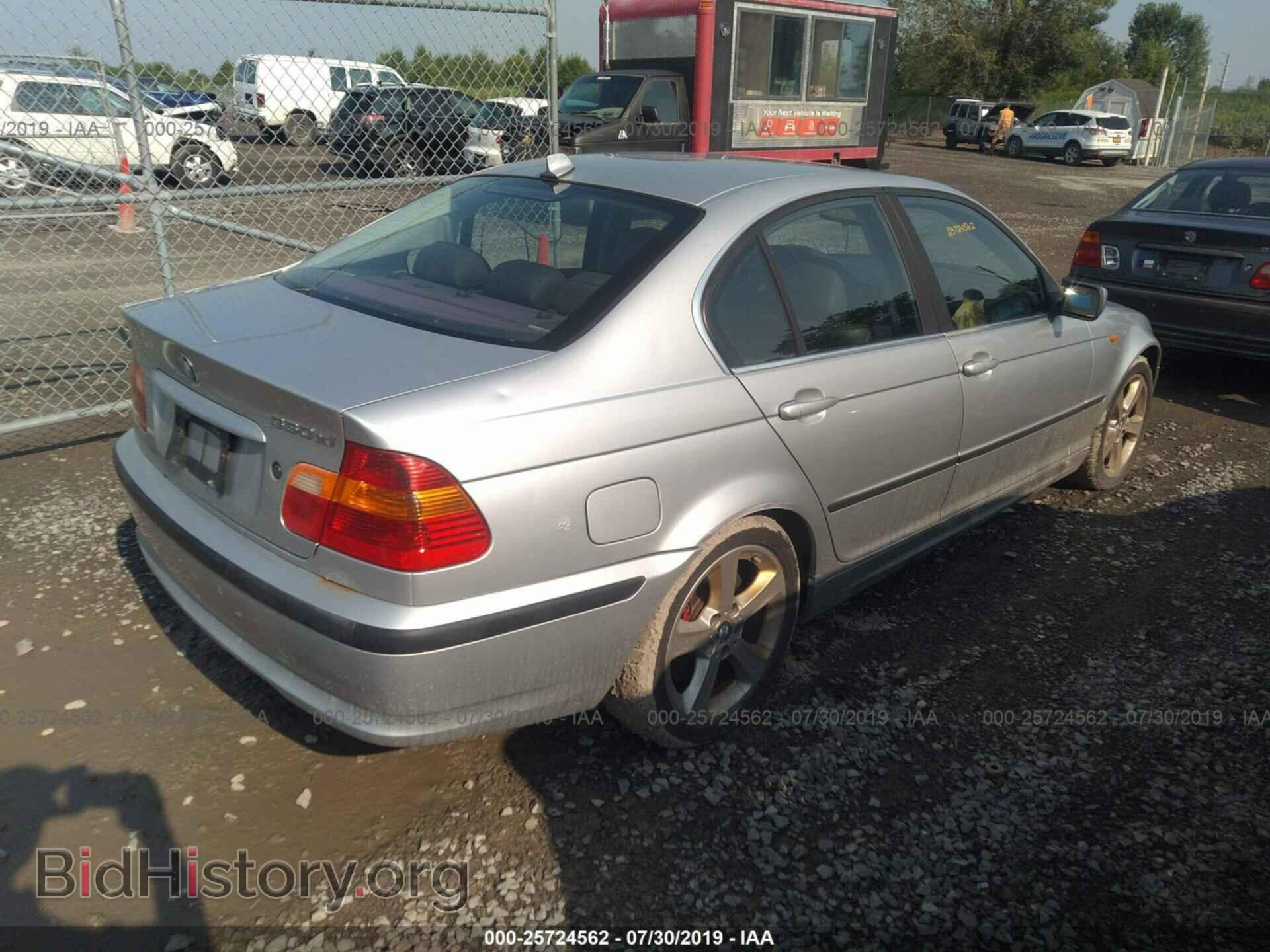 2004 BMW 330 - VIN: WBAEW53414PG11863 - Фото 4