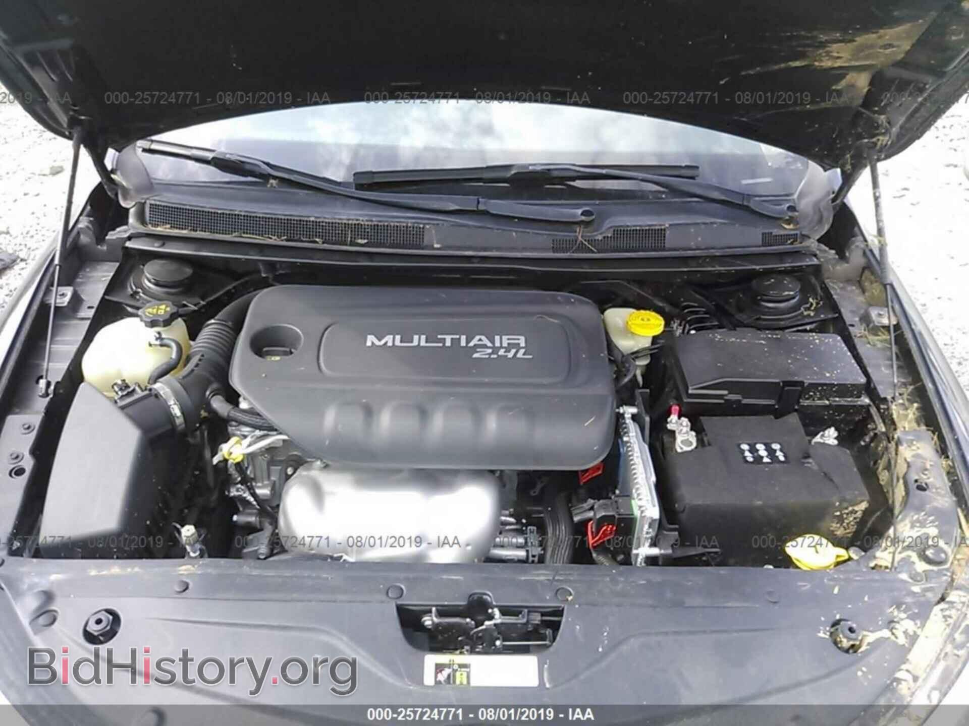 2016 CHRYSLER 200 - VIN: 1C3CCCAB2GN188298 - Photo 10