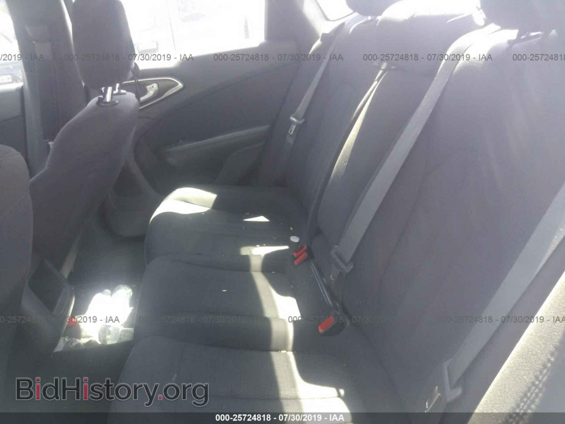 2016 CHRYSLER 200 - VIN: 1C3CCCAB7GN160559 - Photo 8
