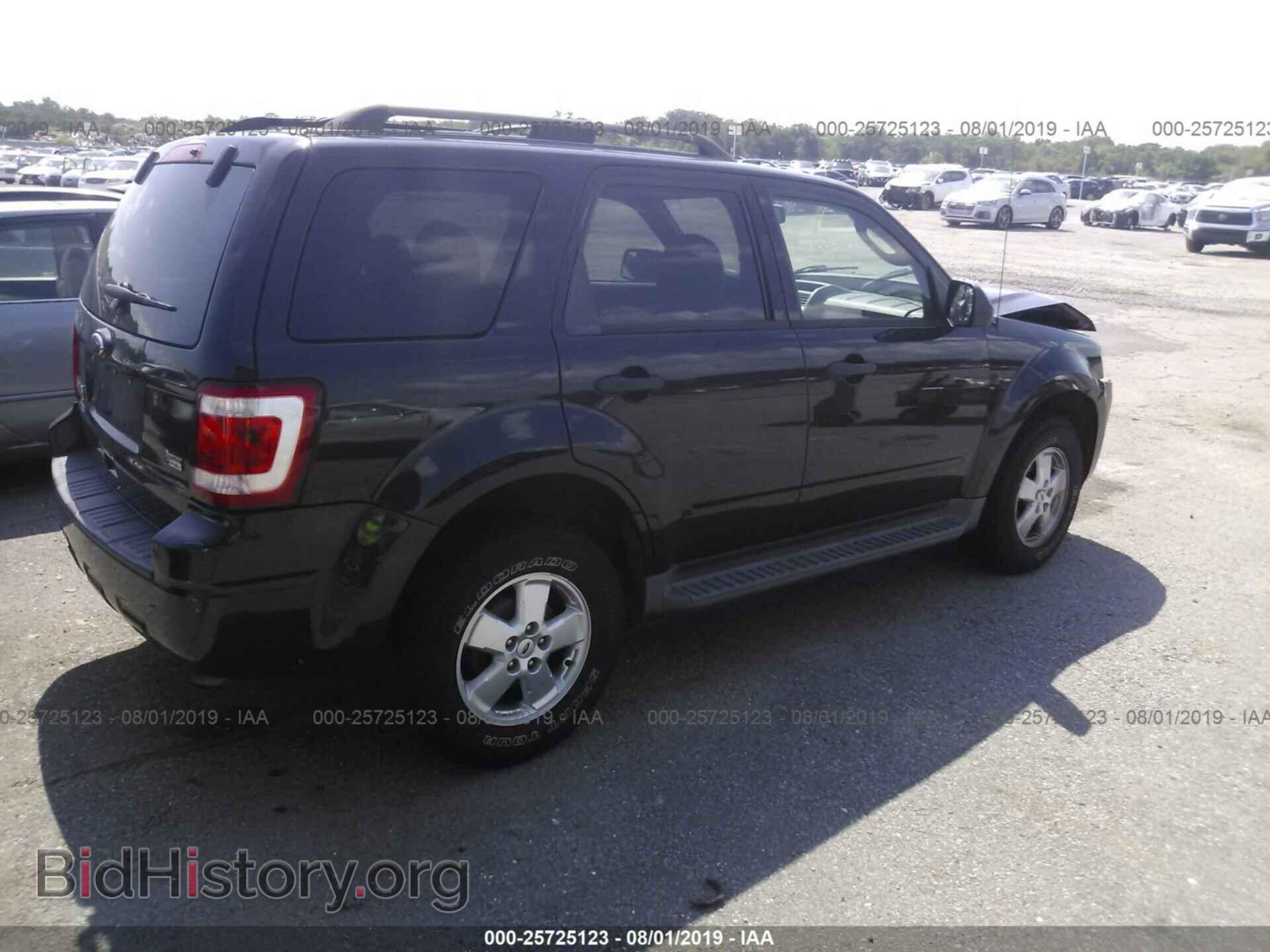 2011 FORD ESCAPE - VIN: 1FMCU9DG7BKA30984 - Photo 4