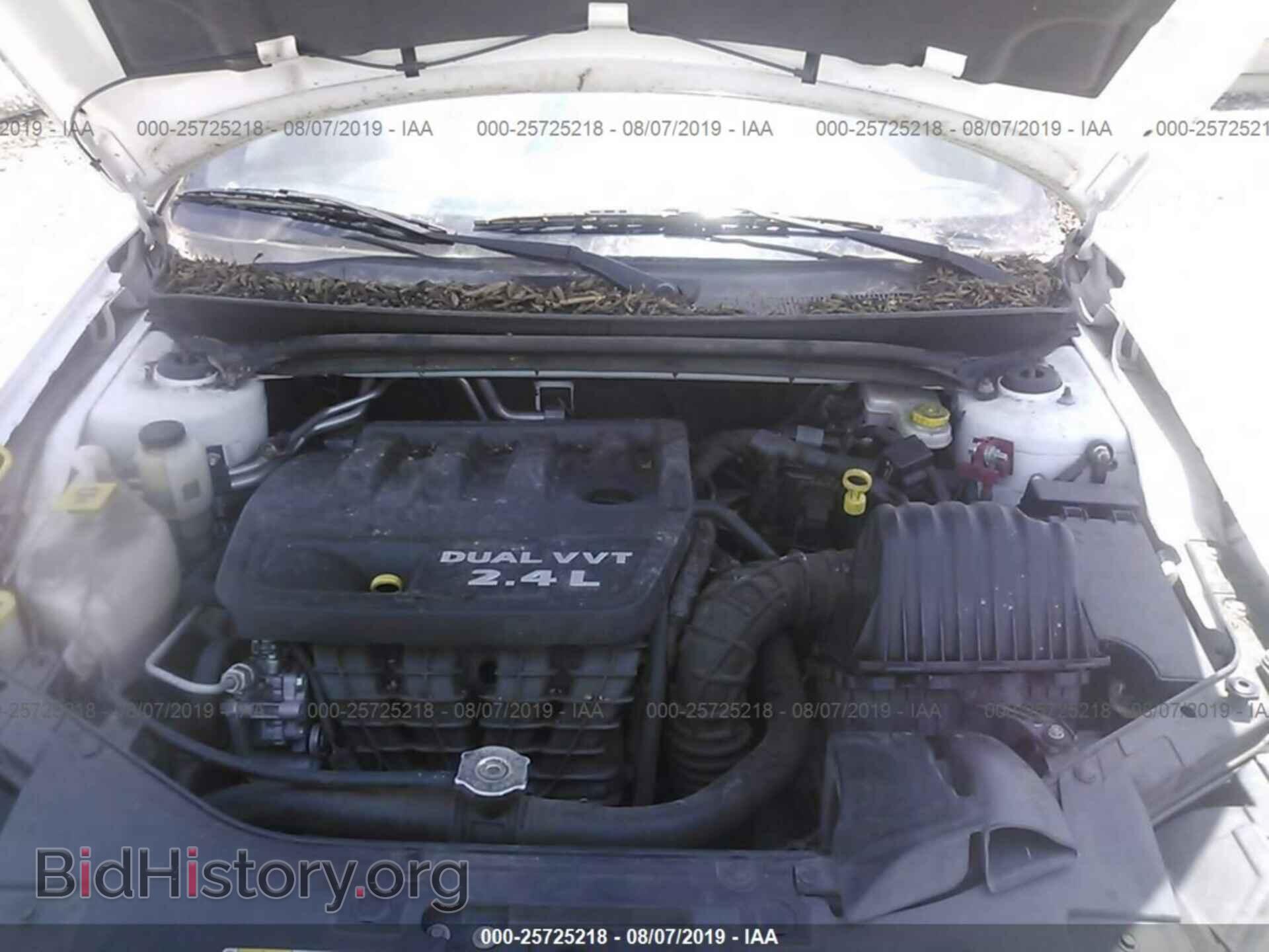 2014 CHRYSLER 200 - VIN: 1C3CCBAB2EN123734 - Фото 10