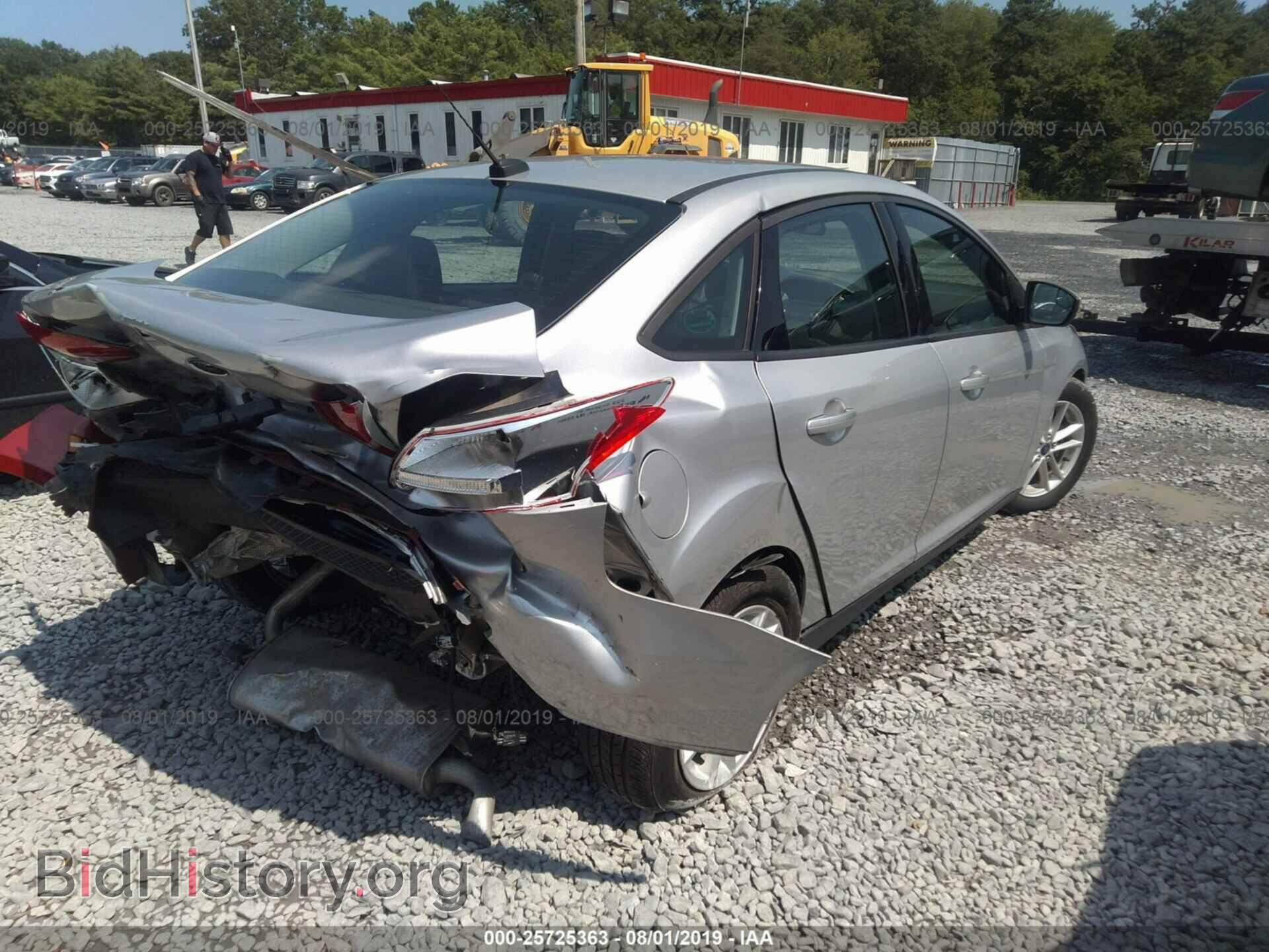 2015 FORD FOCUS - VIN: 1FADP3F2XFL213526 - Photo 4