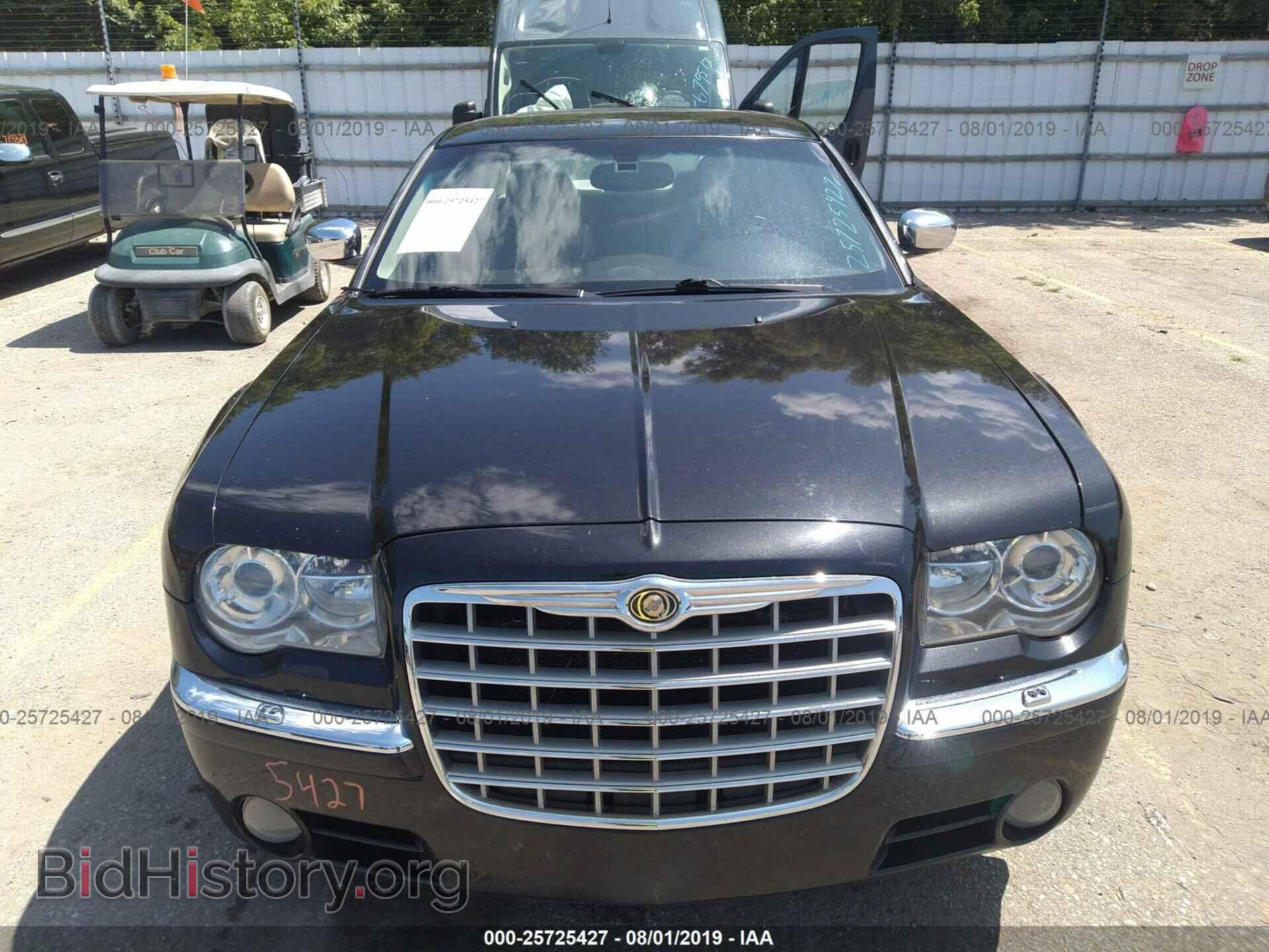 2005 CHRYSLER 300C - VIN: 2C3AK63H55H639629 - Фото 6