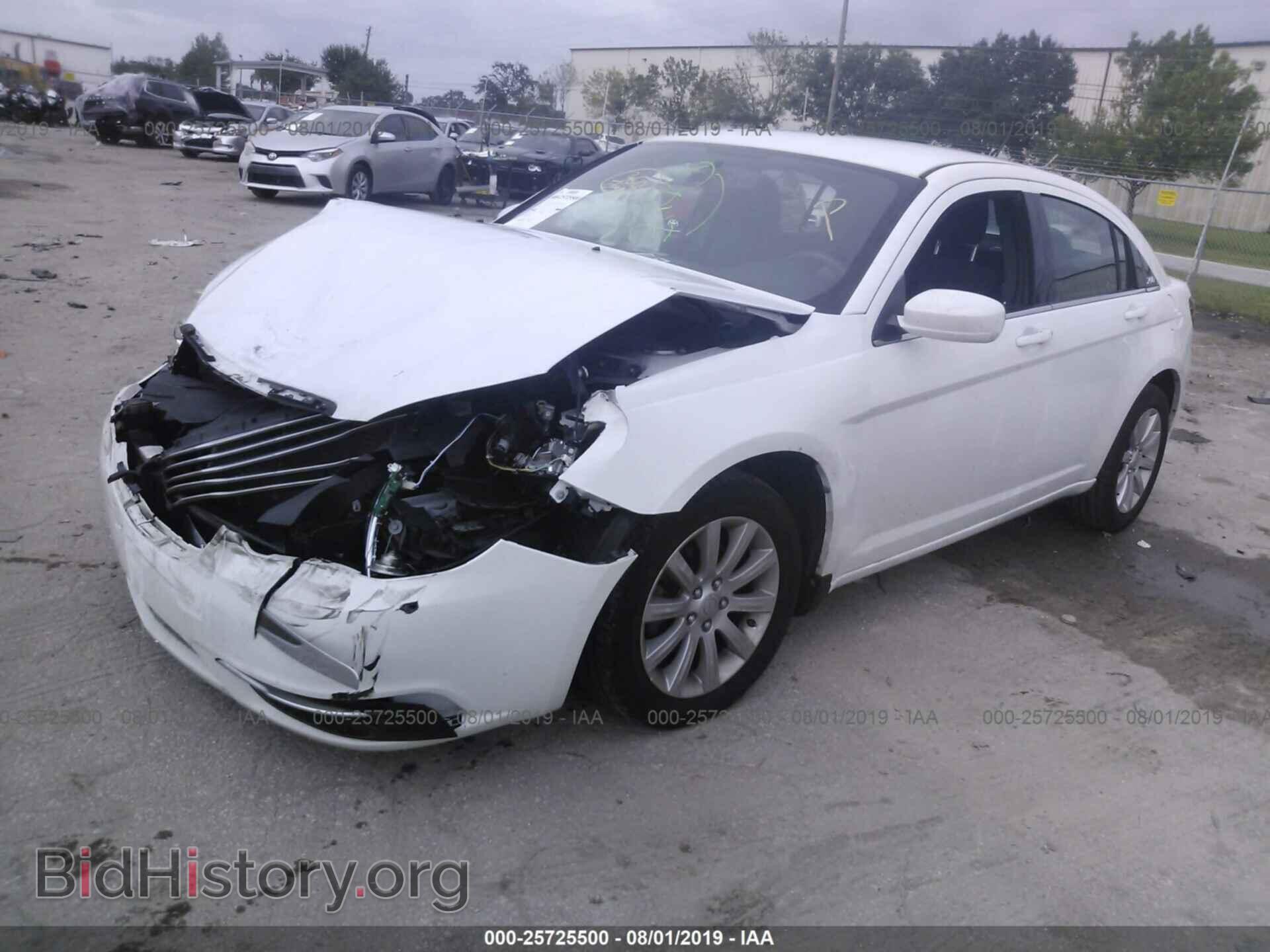 2013 CHRYSLER 200 - VIN: 1C3CCBBB2DN687185 - Photo 2
