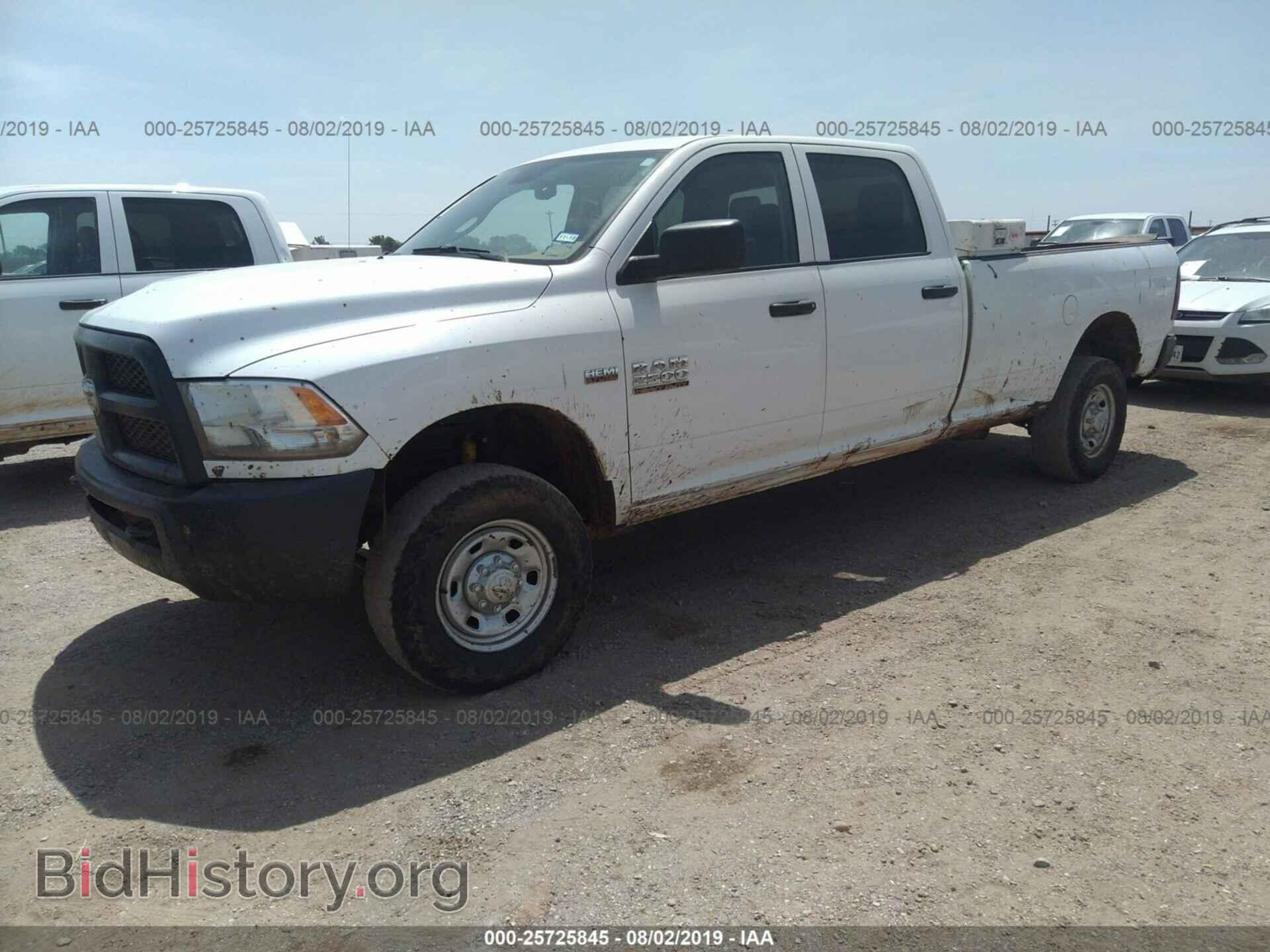 2017 RAM 2500 - VIN: 3C6TR5HT1HG581862 - Фото 2