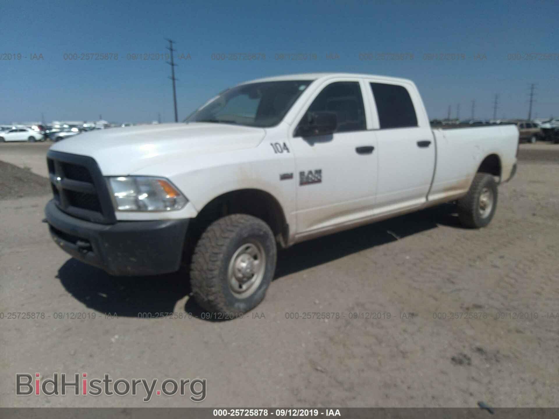 2017 RAM 2500 - VIN: 3C6TR5HTXHG581861 - Photo 2
