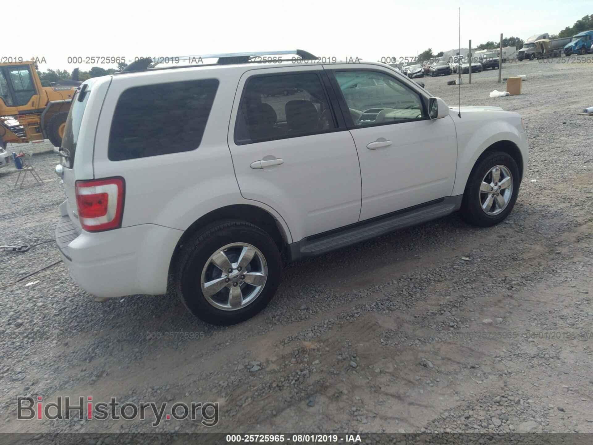 2011 FORD ESCAPE - VIN: 1FMCU0EG6BKB18919 - Фото 4