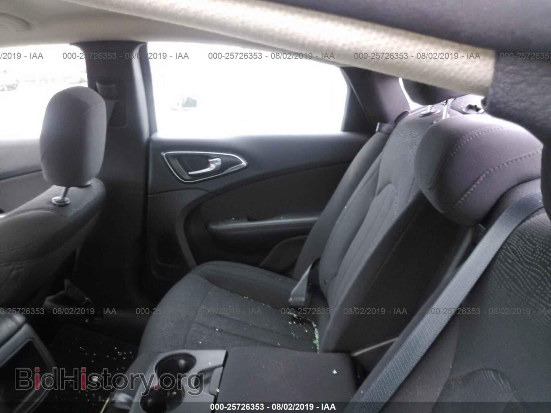 2016 CHRYSLER 200 - VIN: 1C3CCCAB3GN108720 - Photo 8