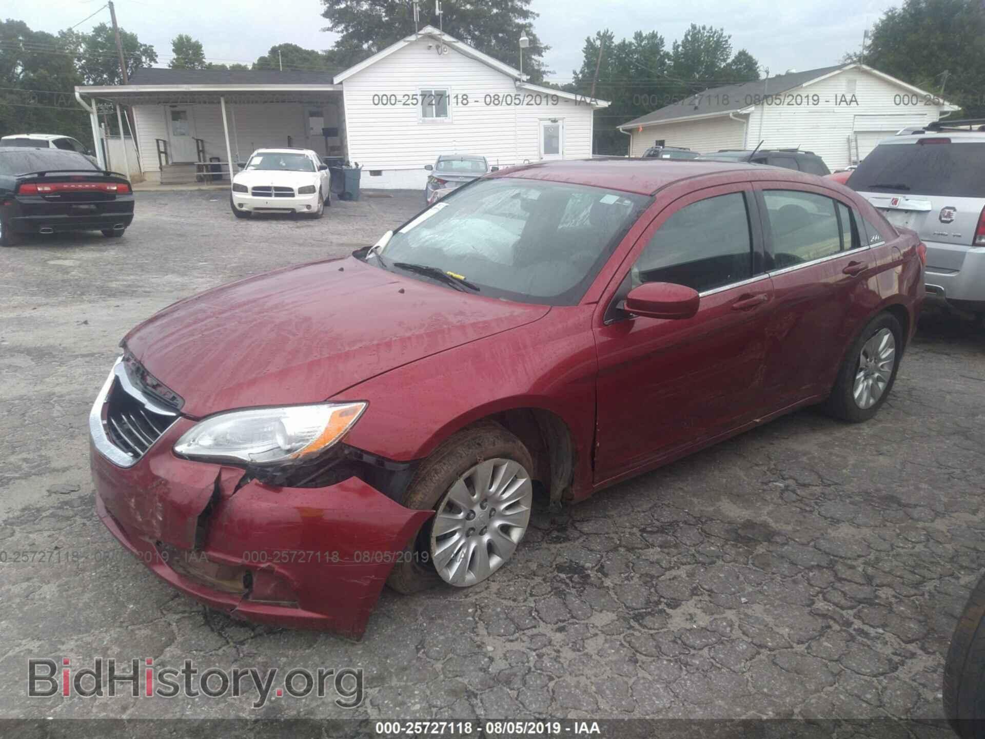 2014 CHRYSLER 200 - VIN: 1C3CCBAB4EN209255 - Photo 2