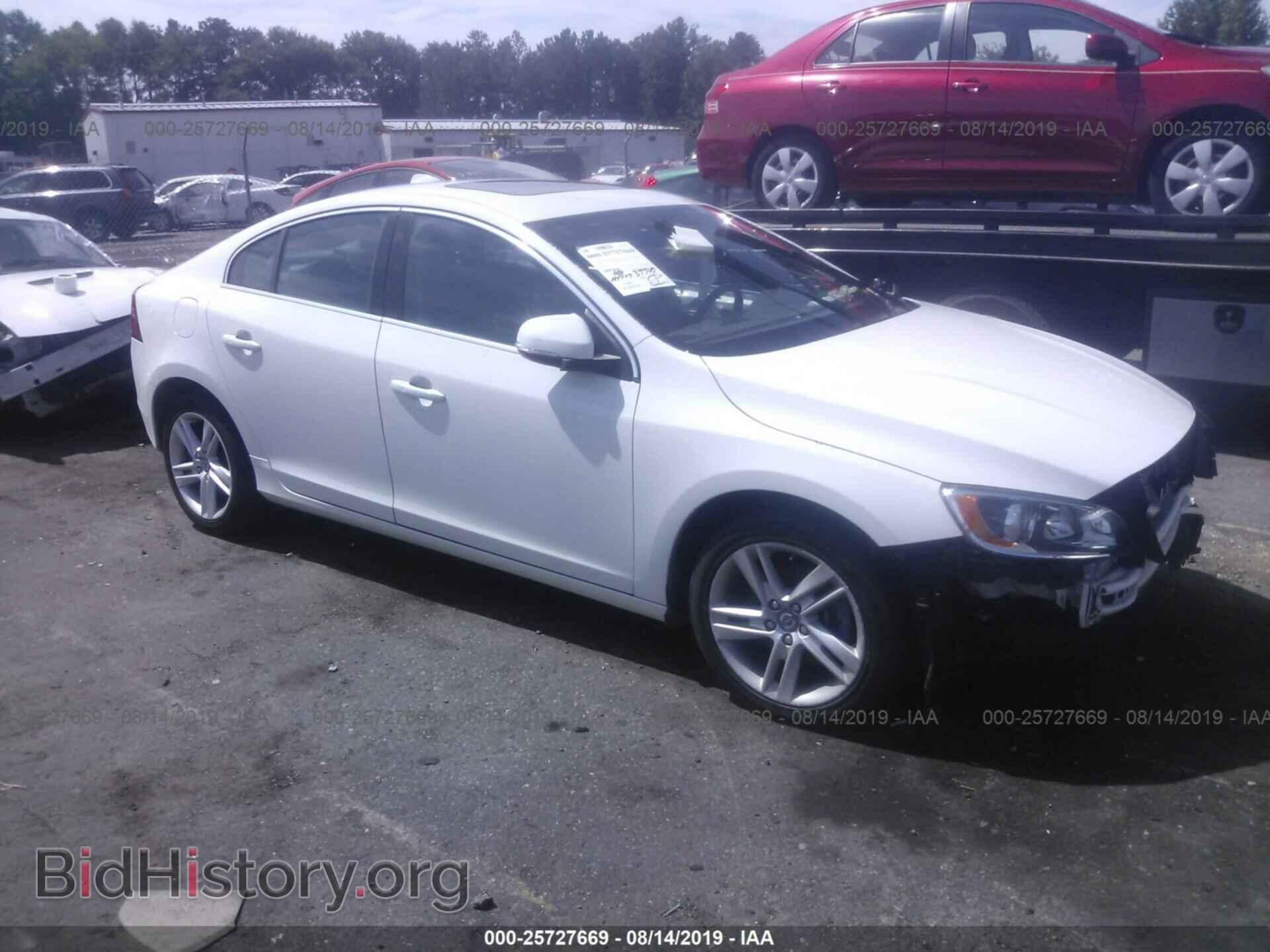 Фотография YV126MFK2F1353649 - VOLVO S60 2015