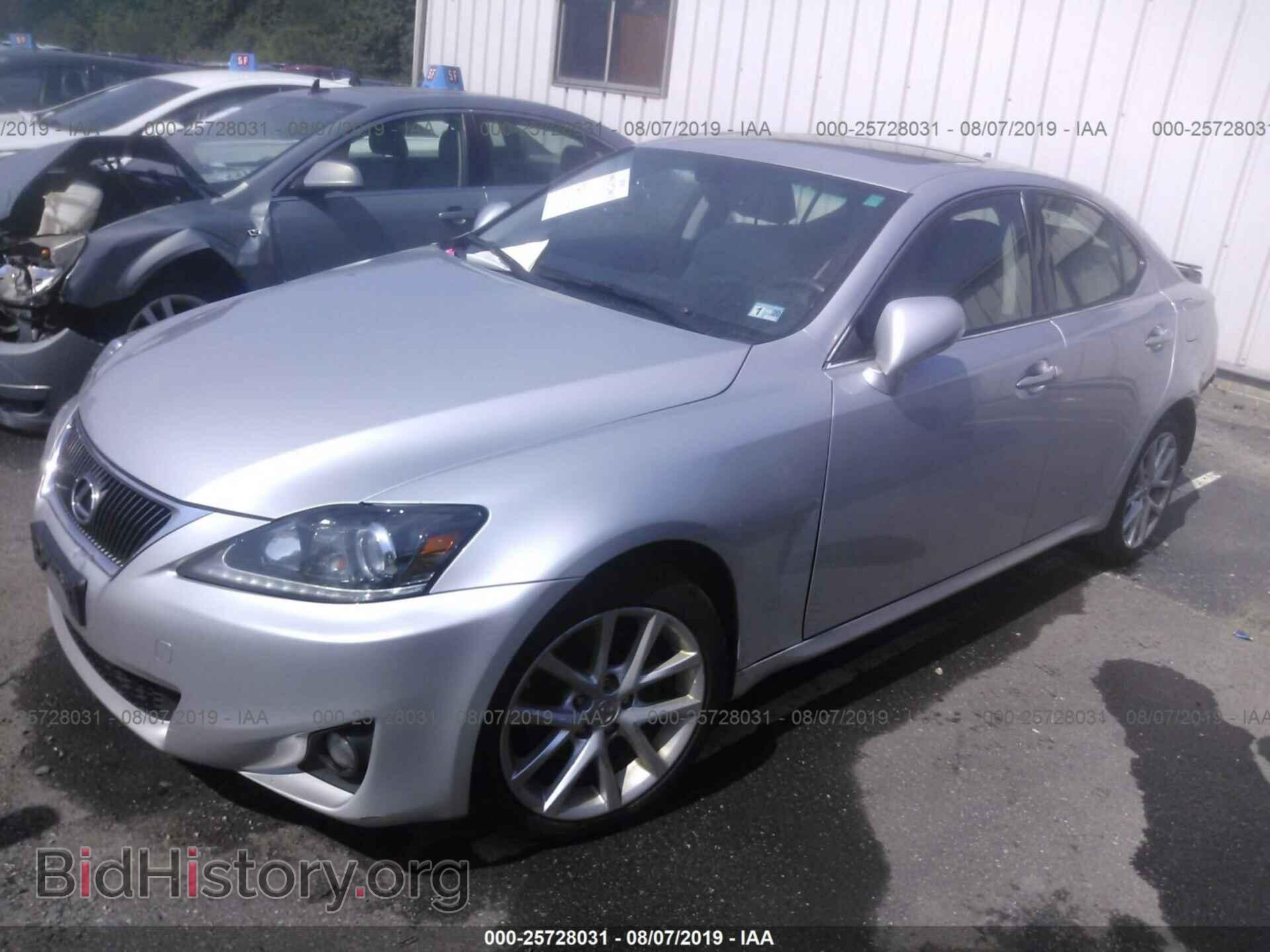 2011 LEXUS IS - VIN: JTHCF5C29B5048297 - Фото 2