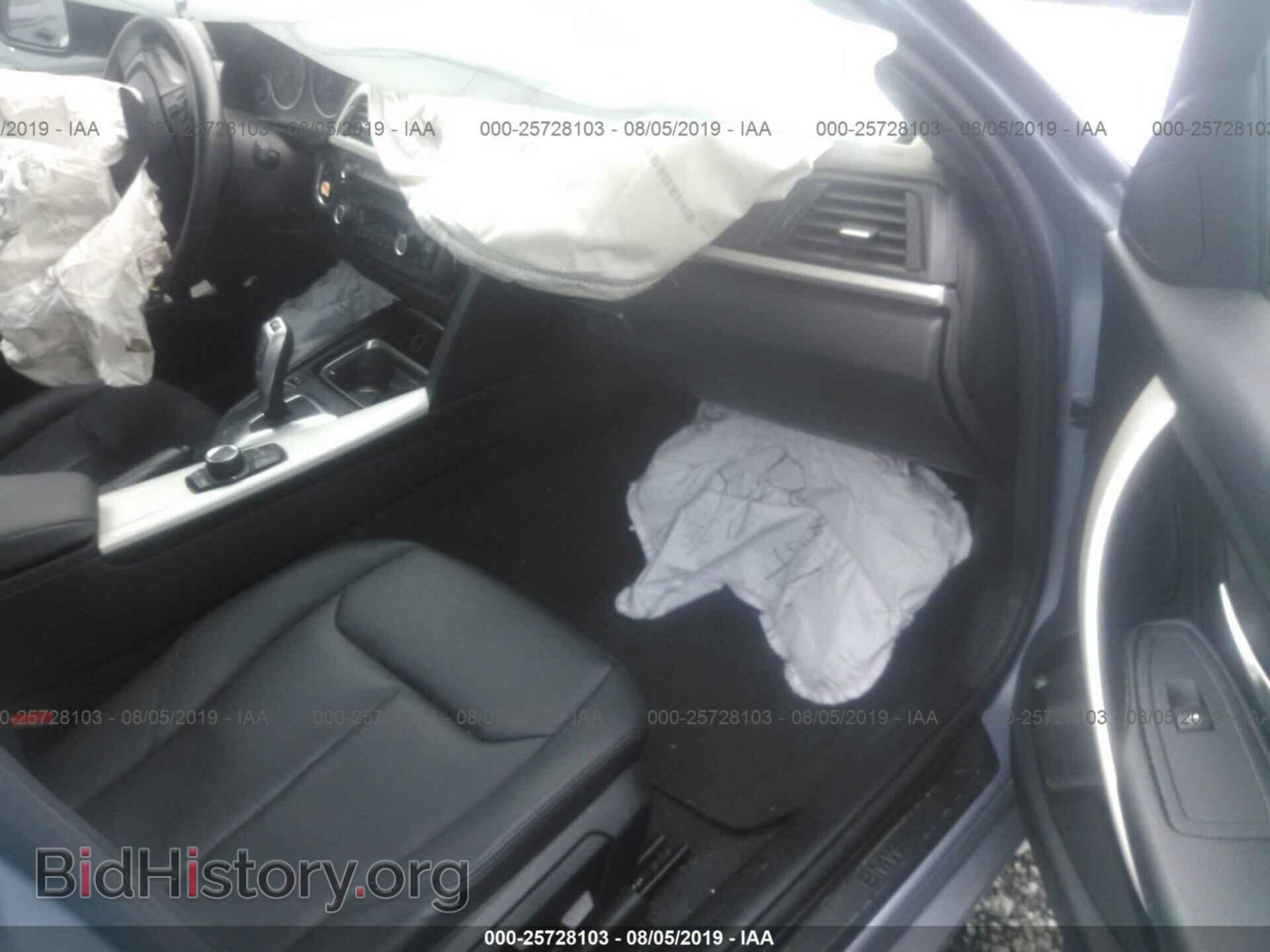 2015 BMW 320 - VIN: WBA3B1C52FP831159 - Photo 5