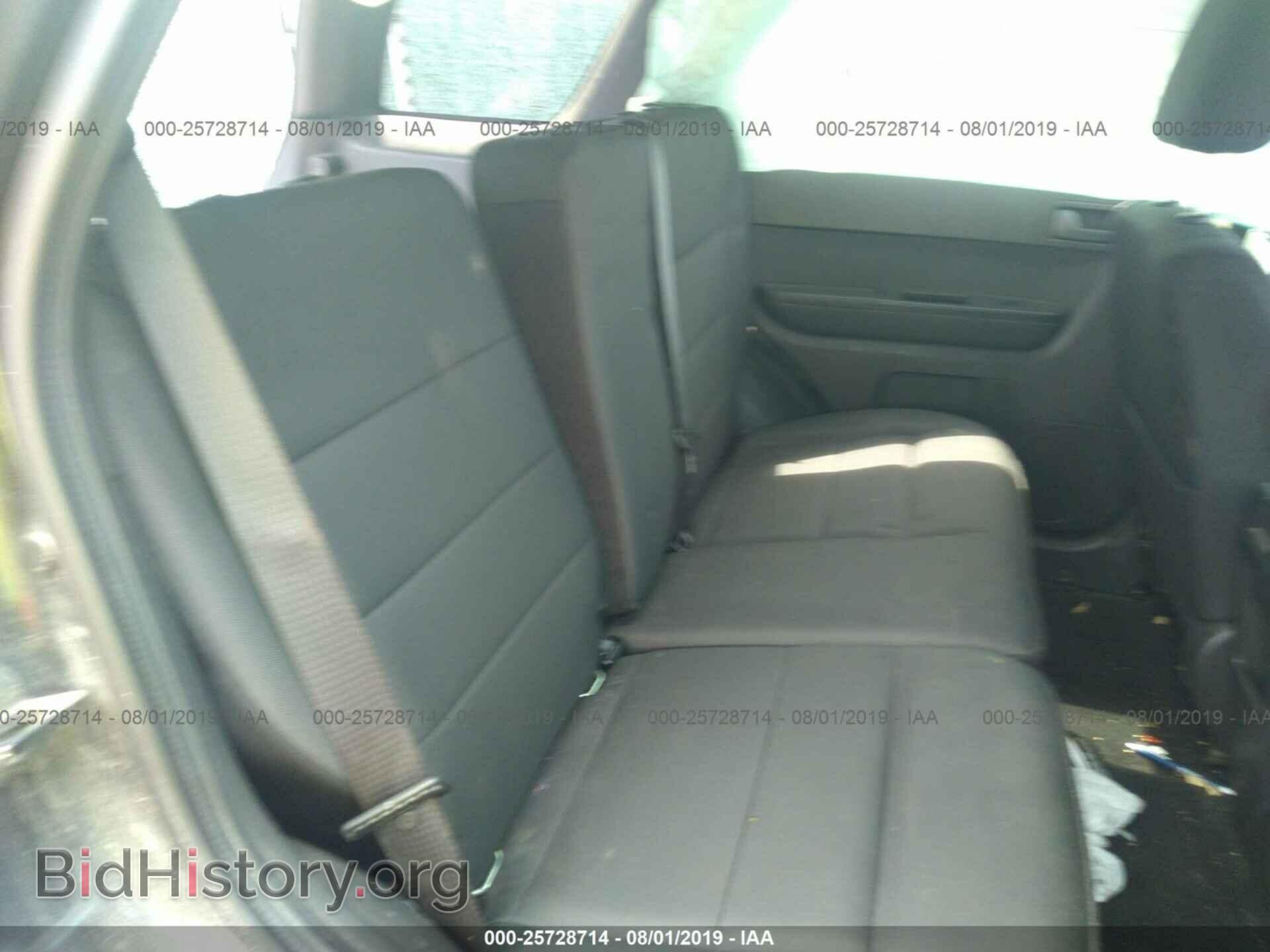 2011 FORD ESCAPE - VIN: 1FMCU9D79BKC17739 - Фото 8