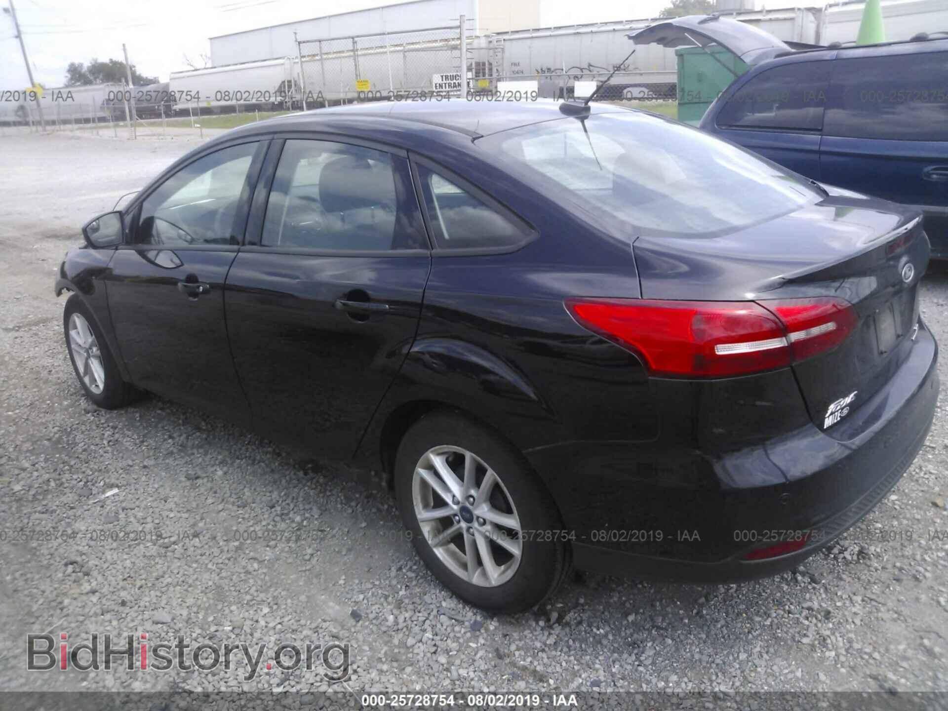 2016 FORD FOCUS - VIN: 1FADP3F26GL318095 - Фото 3