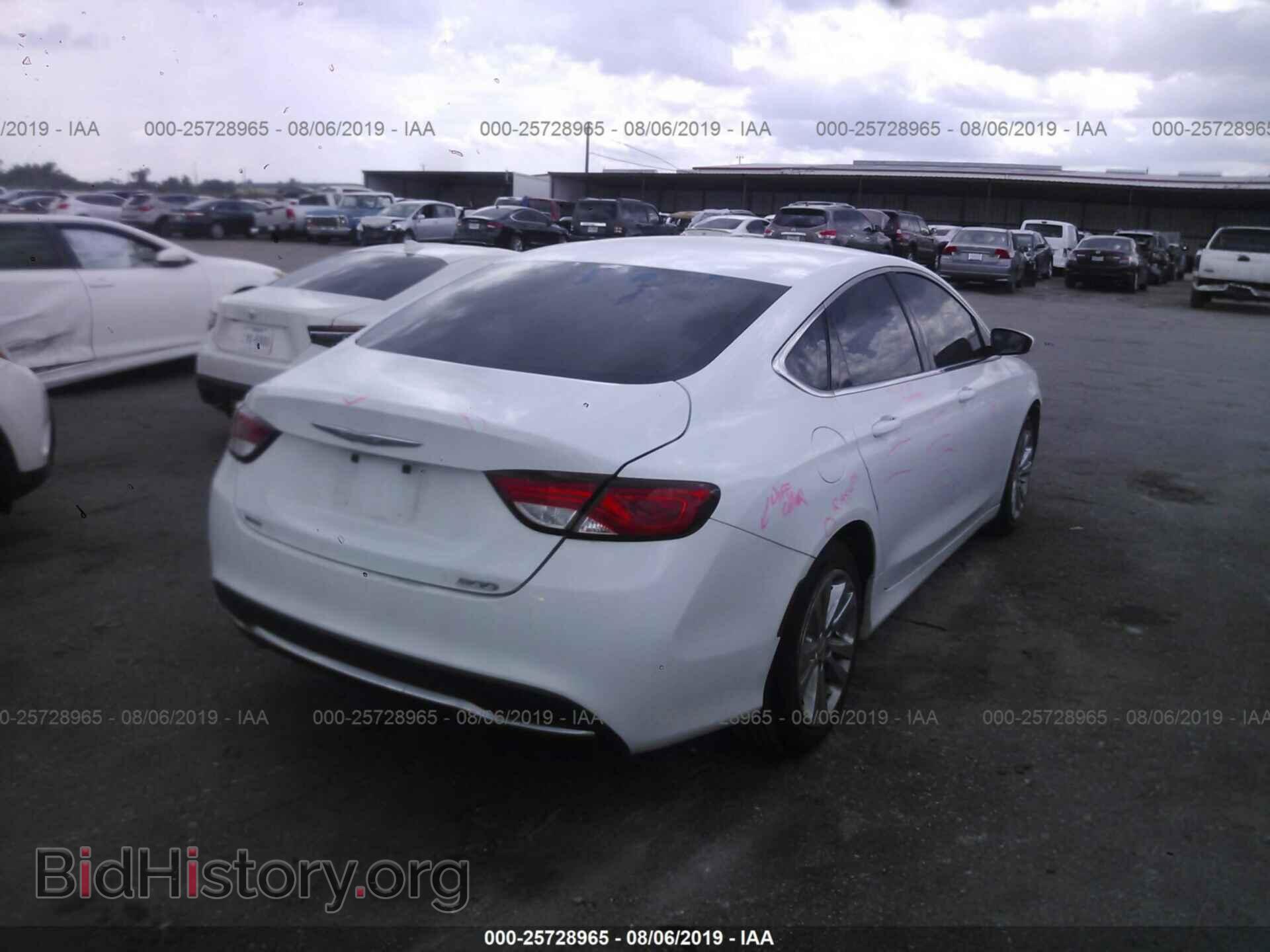 2015 CHRYSLER 200 - VIN: 1C3CCCAB8FN577932 - Фото 4