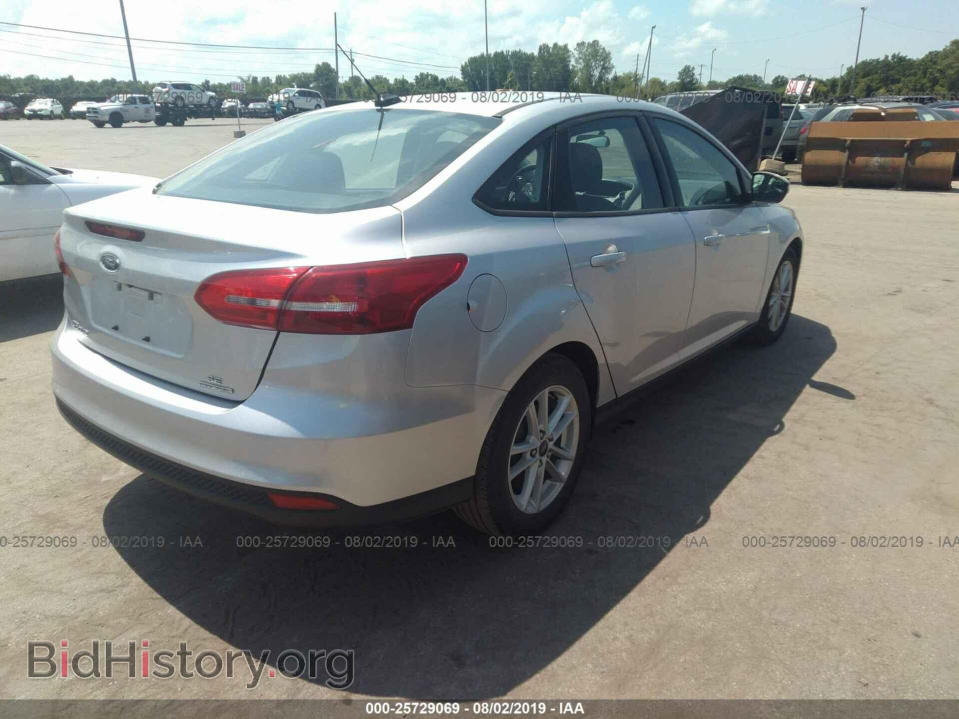 2016 FORD FOCUS - VIN: 1FADP3F22GL364703 - Фото 4